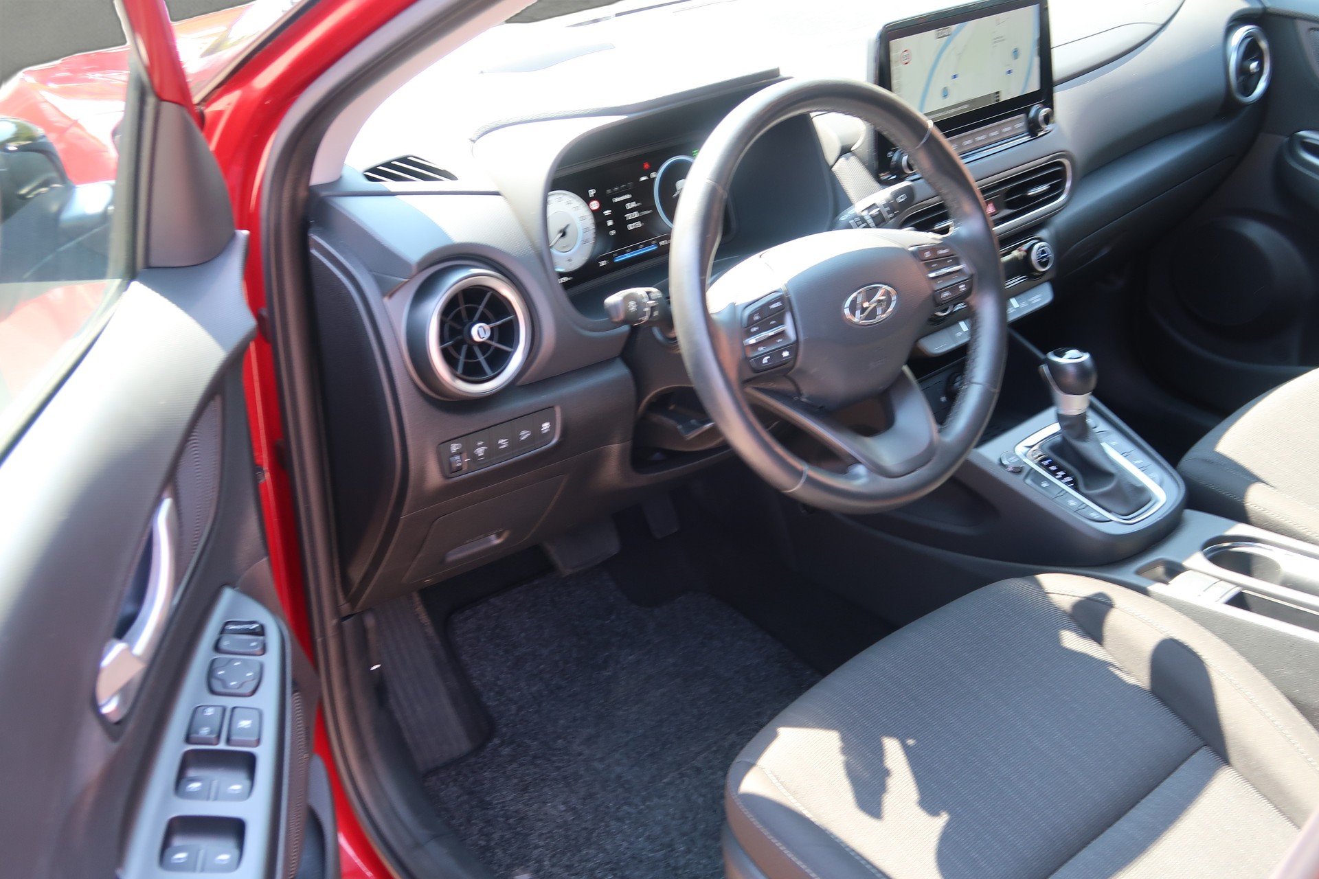 HYUNDAI Kona 1.6 T-GDi Amplia 4WD DCT-image-7