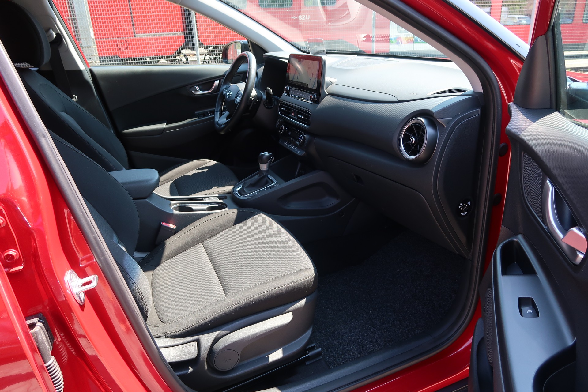HYUNDAI Kona 1.6 T-GDi Amplia 4WD DCT-image-9