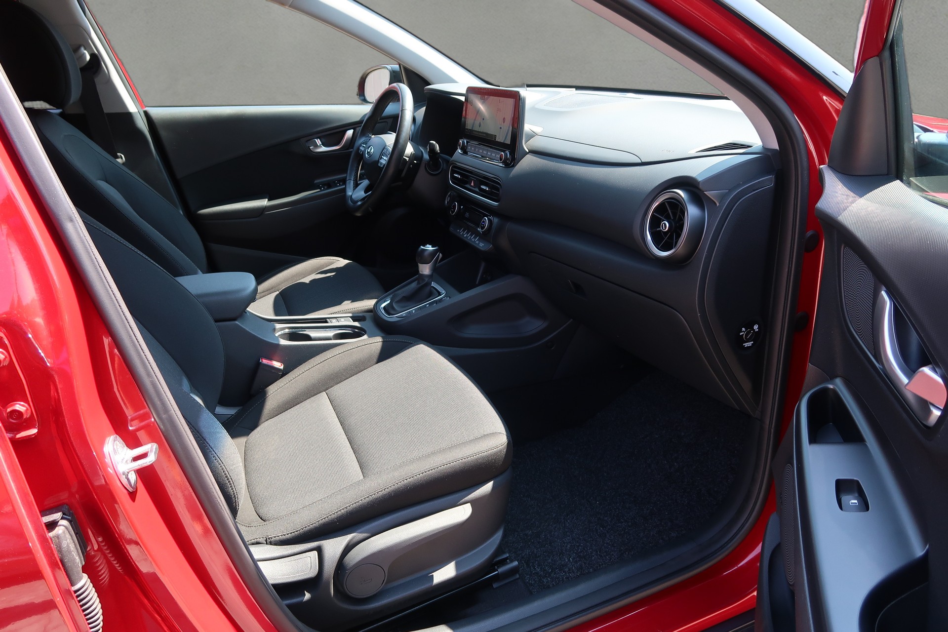 HYUNDAI Kona 1.6 T-GDi Amplia 4WD DCT-image-9