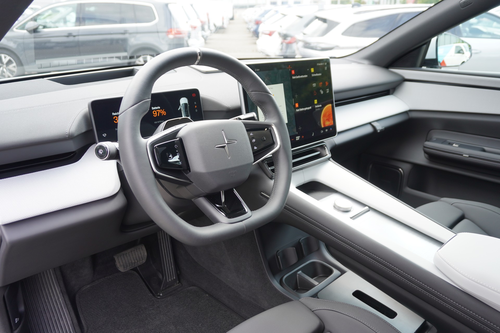 POLESTAR Polestar 4 Long Range Dual 100kWh-image-16