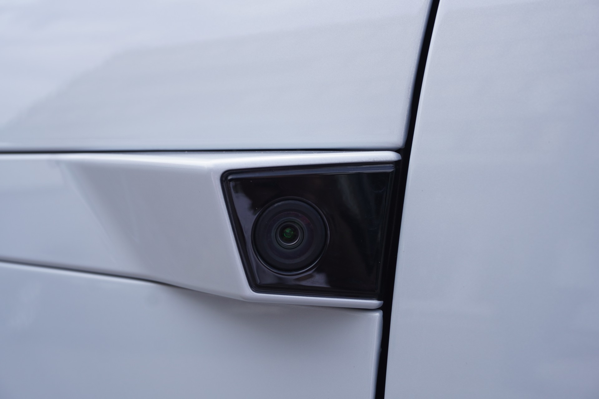 POLESTAR Polestar 4 Long Range Dual 100kWh-image-10