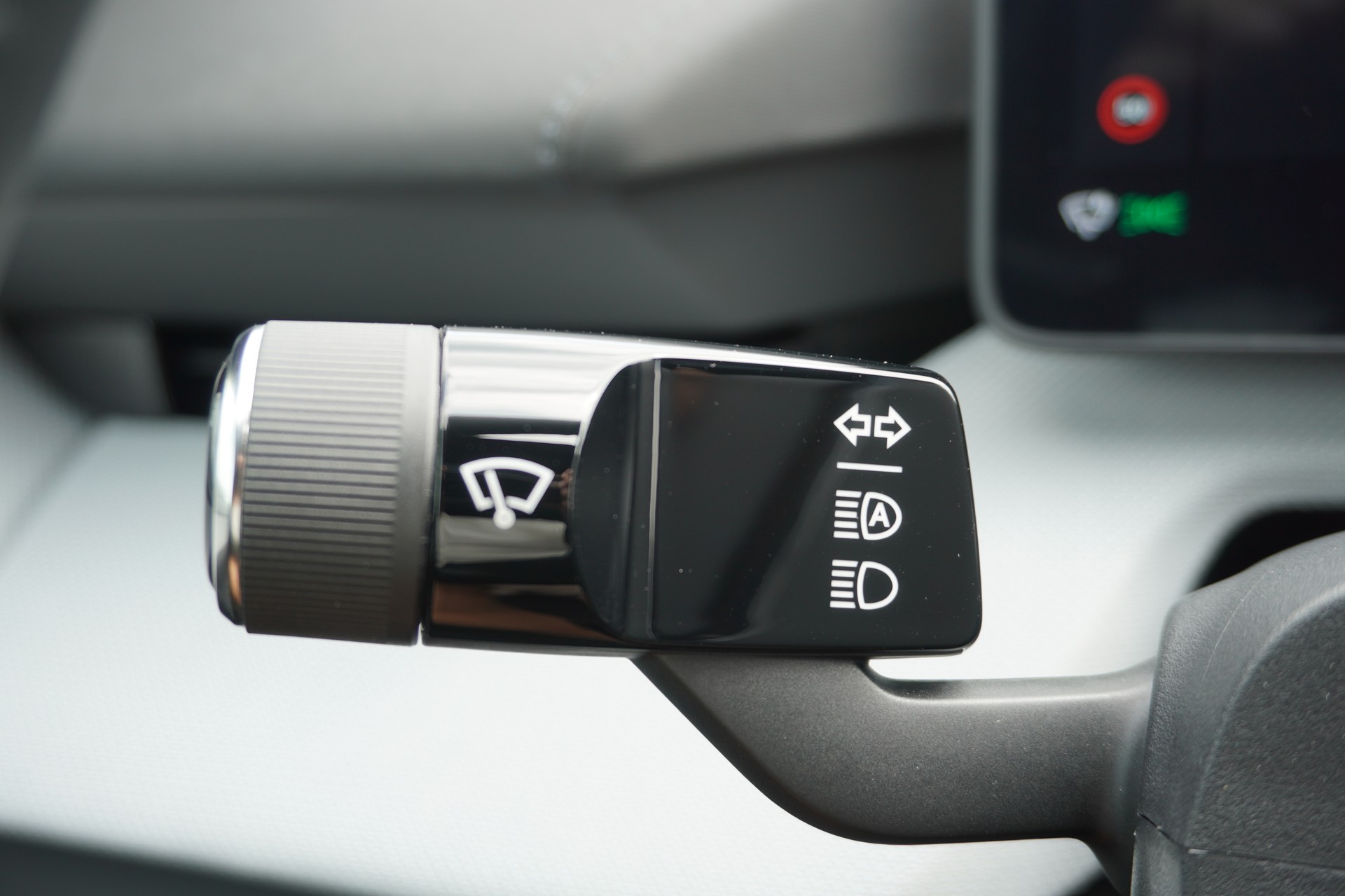 POLESTAR Polestar 4 Long Range Dual 100kWh-image-35