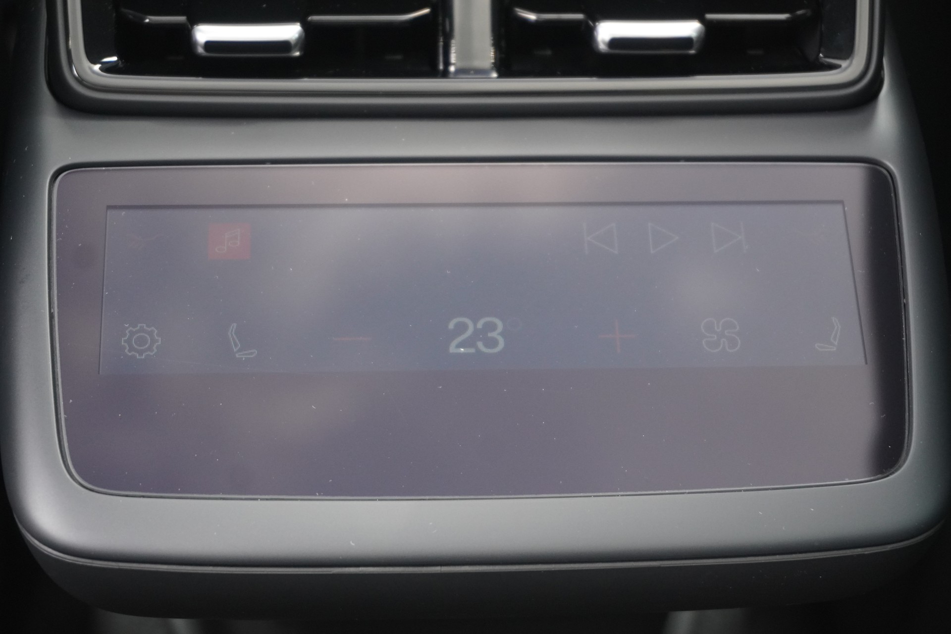 POLESTAR Polestar 4 Long Range Dual 100kWh-image-27