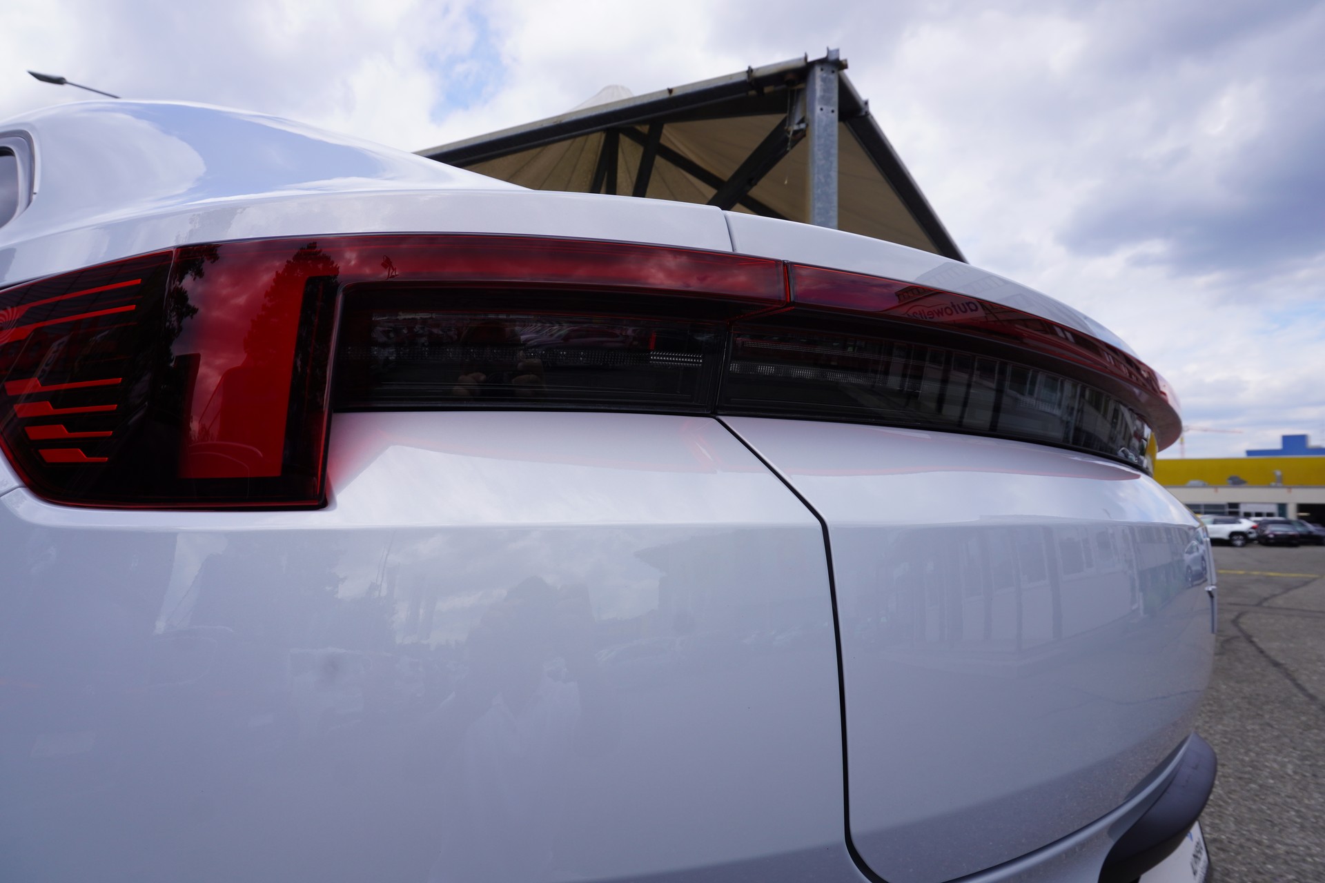 POLESTAR Polestar 4 Long Range Dual 100kWh-image-48