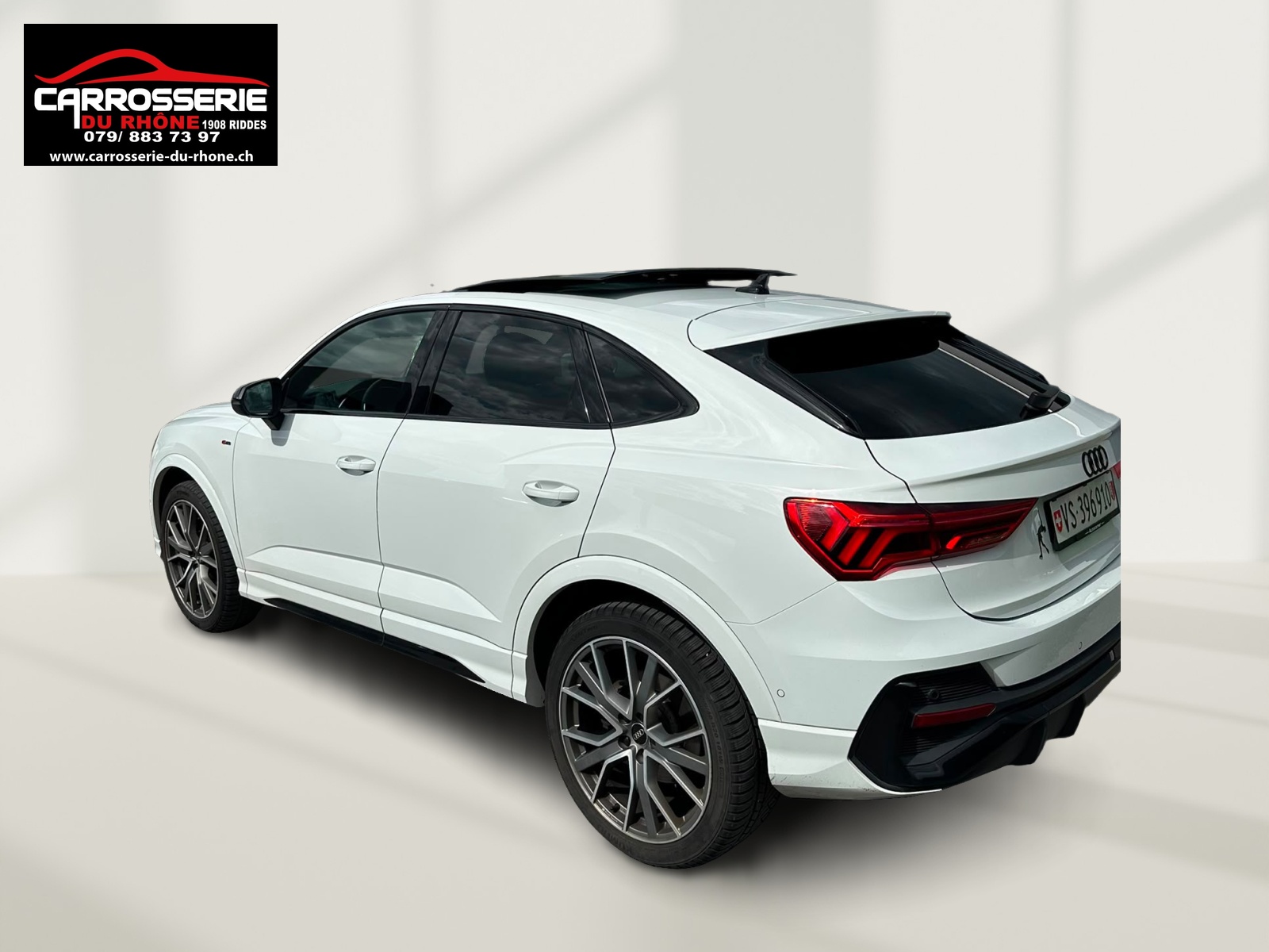 AUDI Q3 Sportback 45 TFSI S line quattro S-tronic-image-1