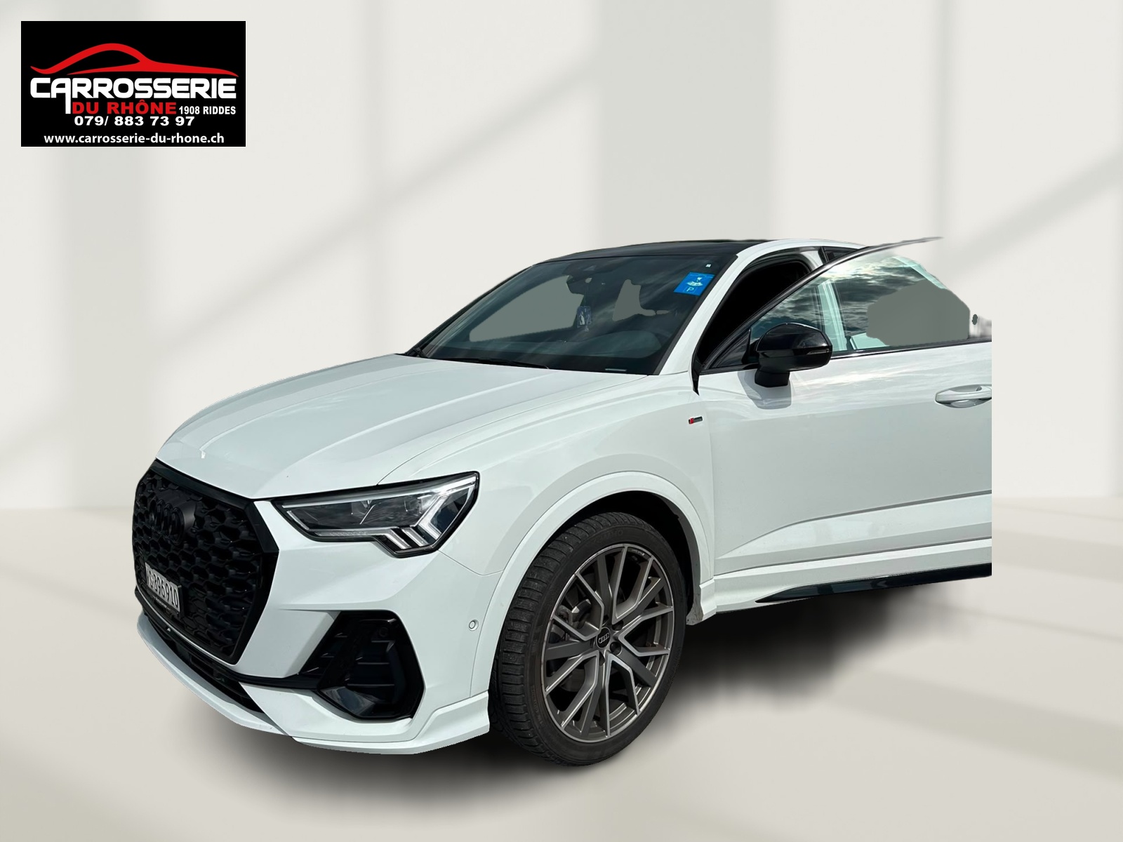 AUDI Q3 Sportback 45 TFSI S line quattro S-tronic-image-0