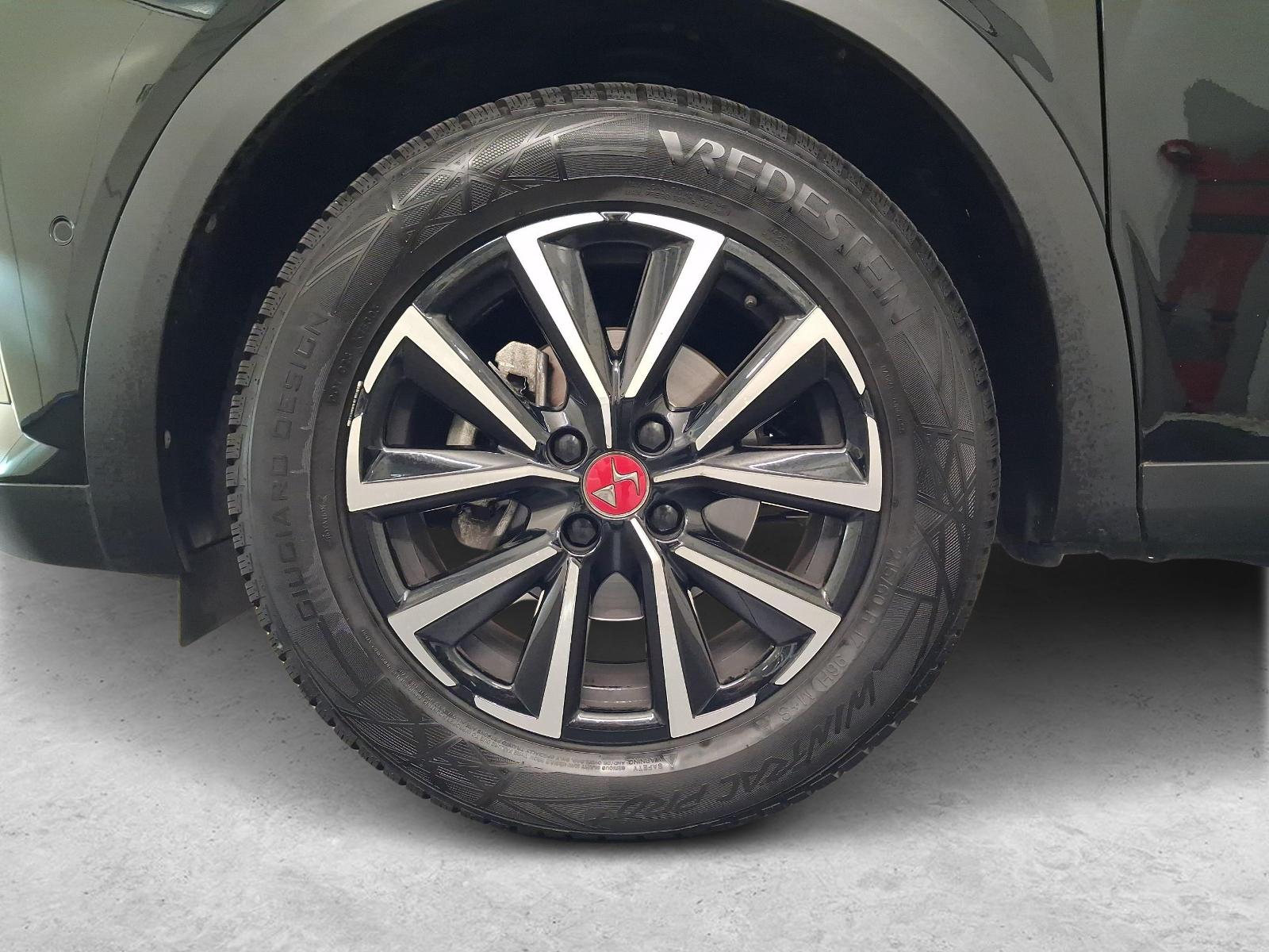 DS AUTOMOBILES 3 Crossback 1.2 PureTech 130 Ligne Noire-image-14