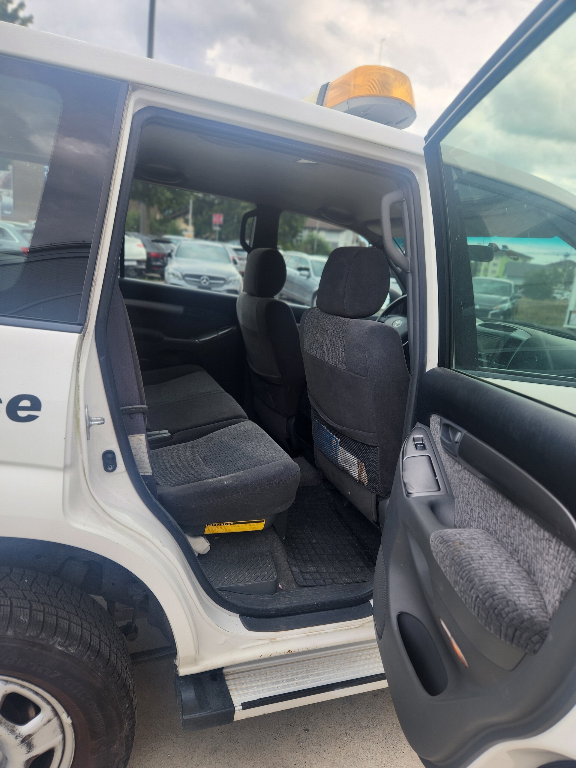 TOYOTA Land Cruiser 3.0 TD Linea Sol Executive-image-10