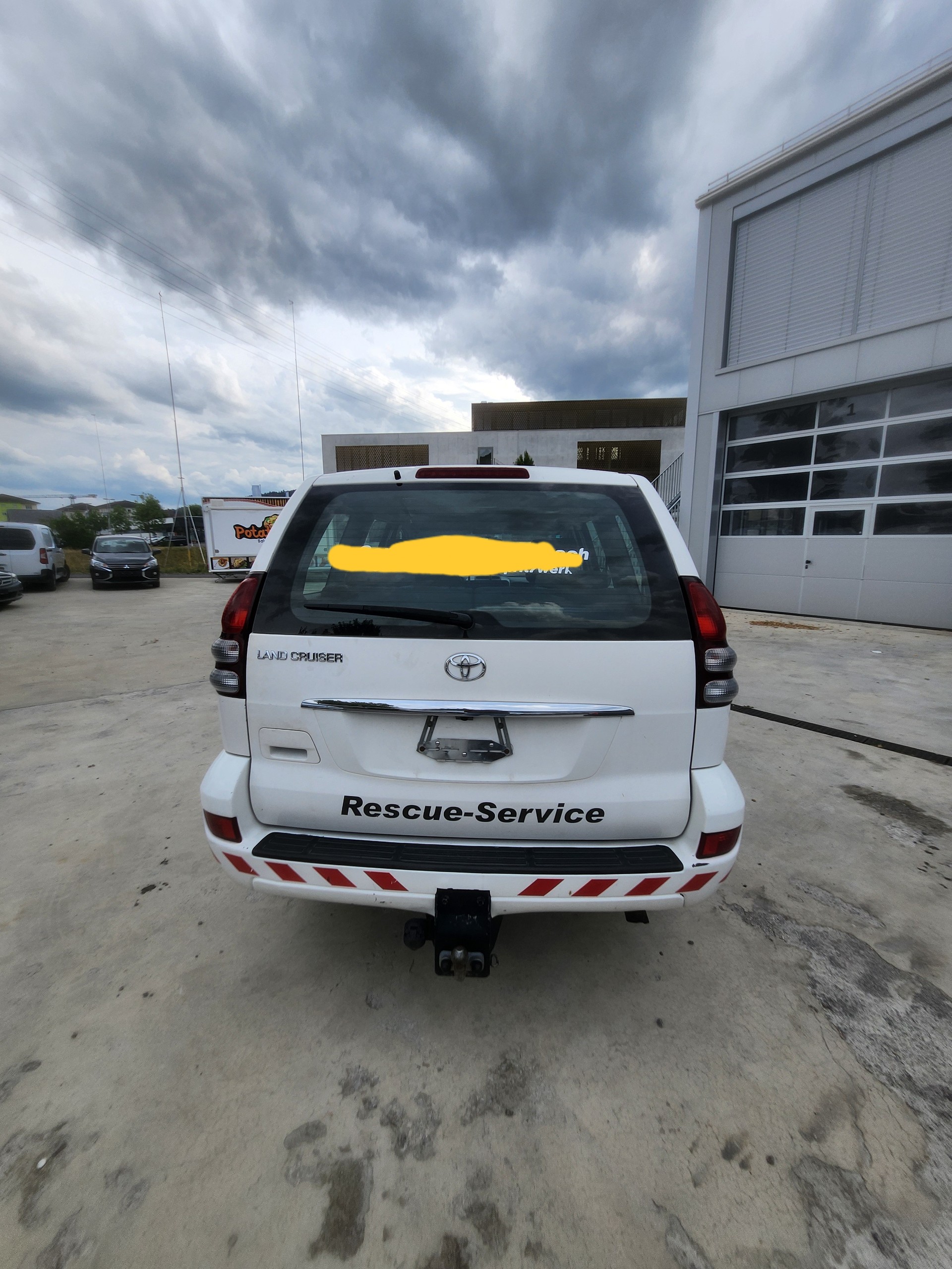 TOYOTA Land Cruiser 3.0 TD Linea Sol Executive-image-3
