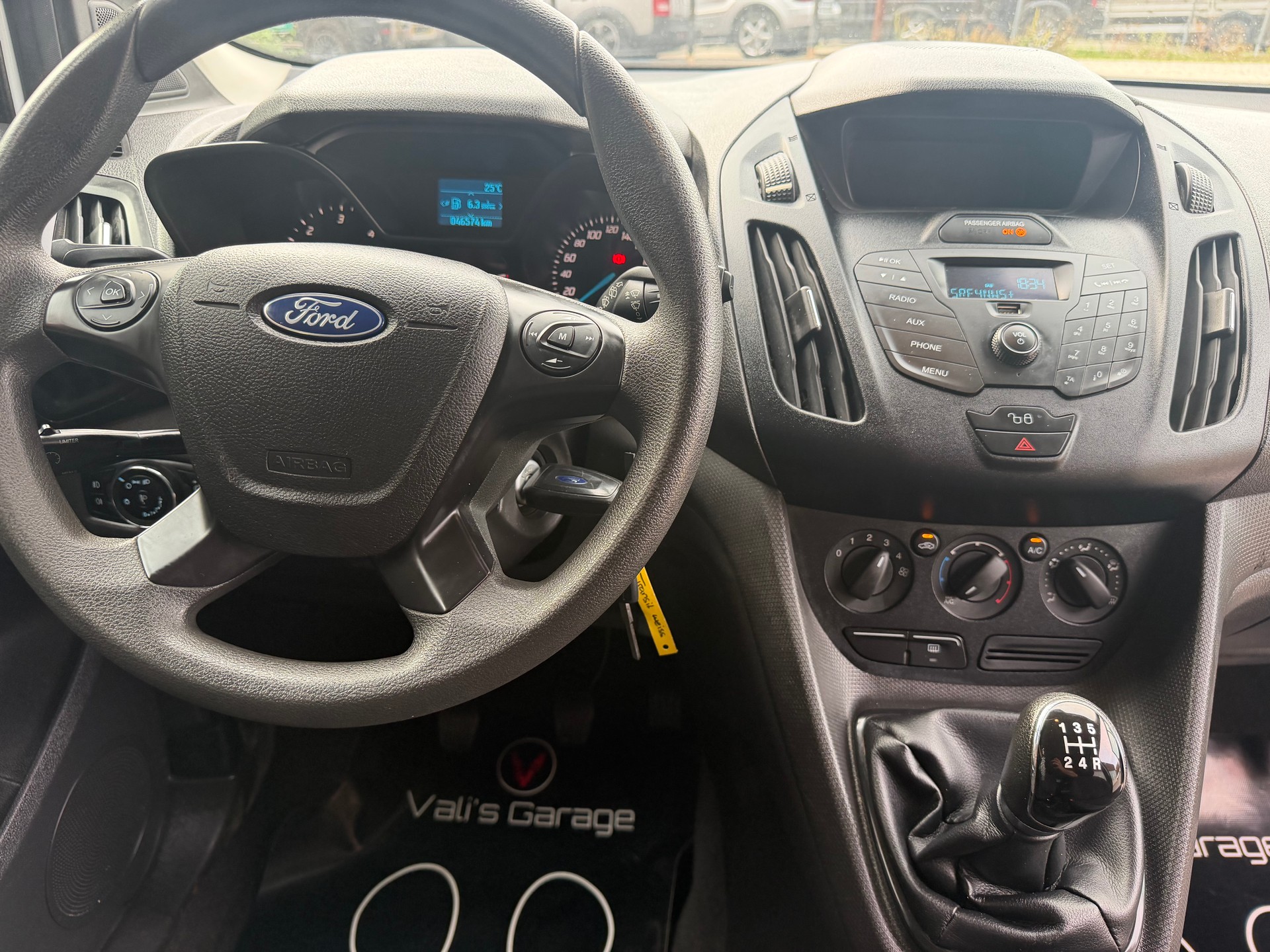 FORD Transit Connect Combi T220 1.5 TDCi Trend-image-8