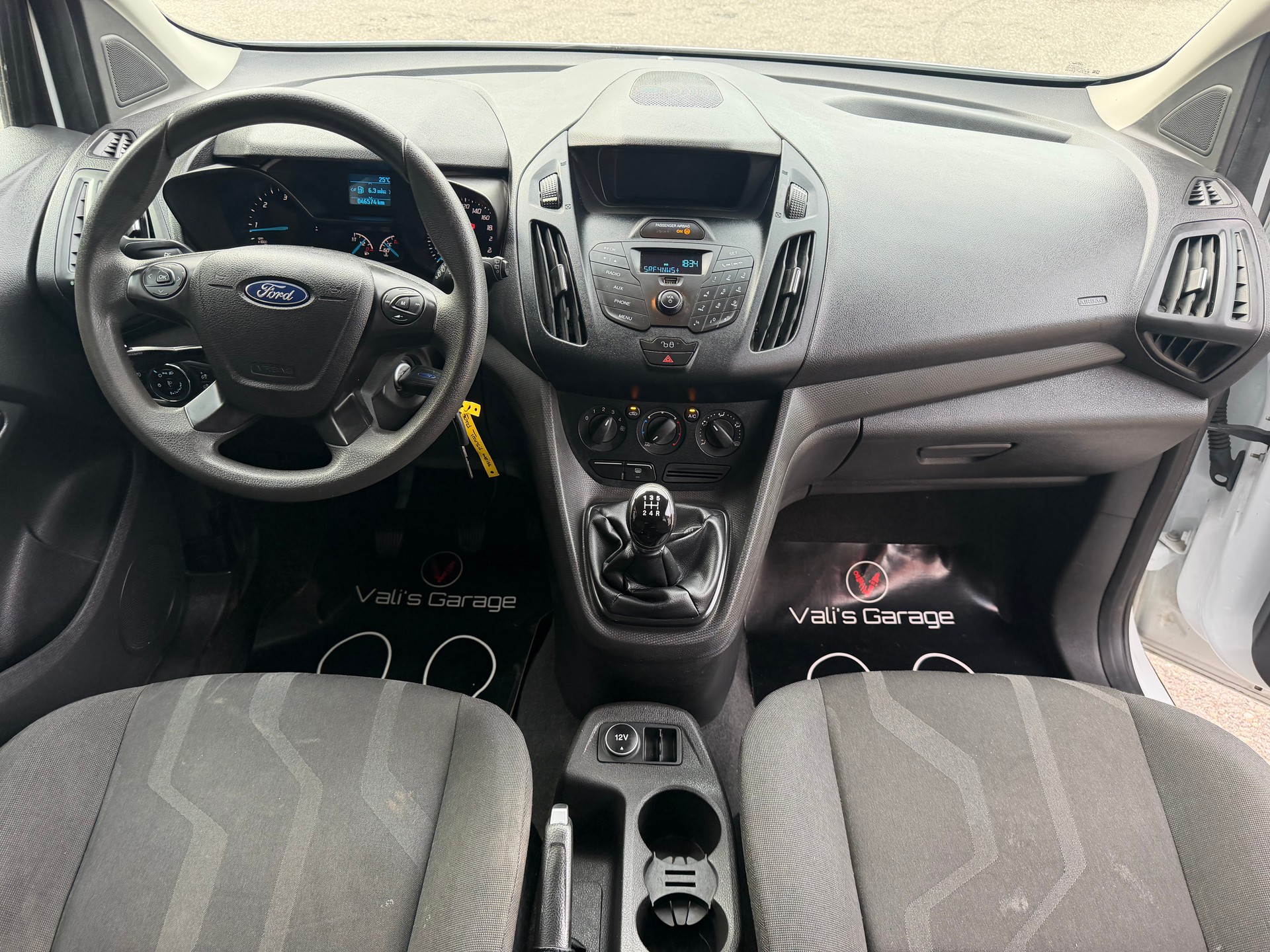 FORD Transit Connect Combi T220 1.5 TDCi Trend-image-9