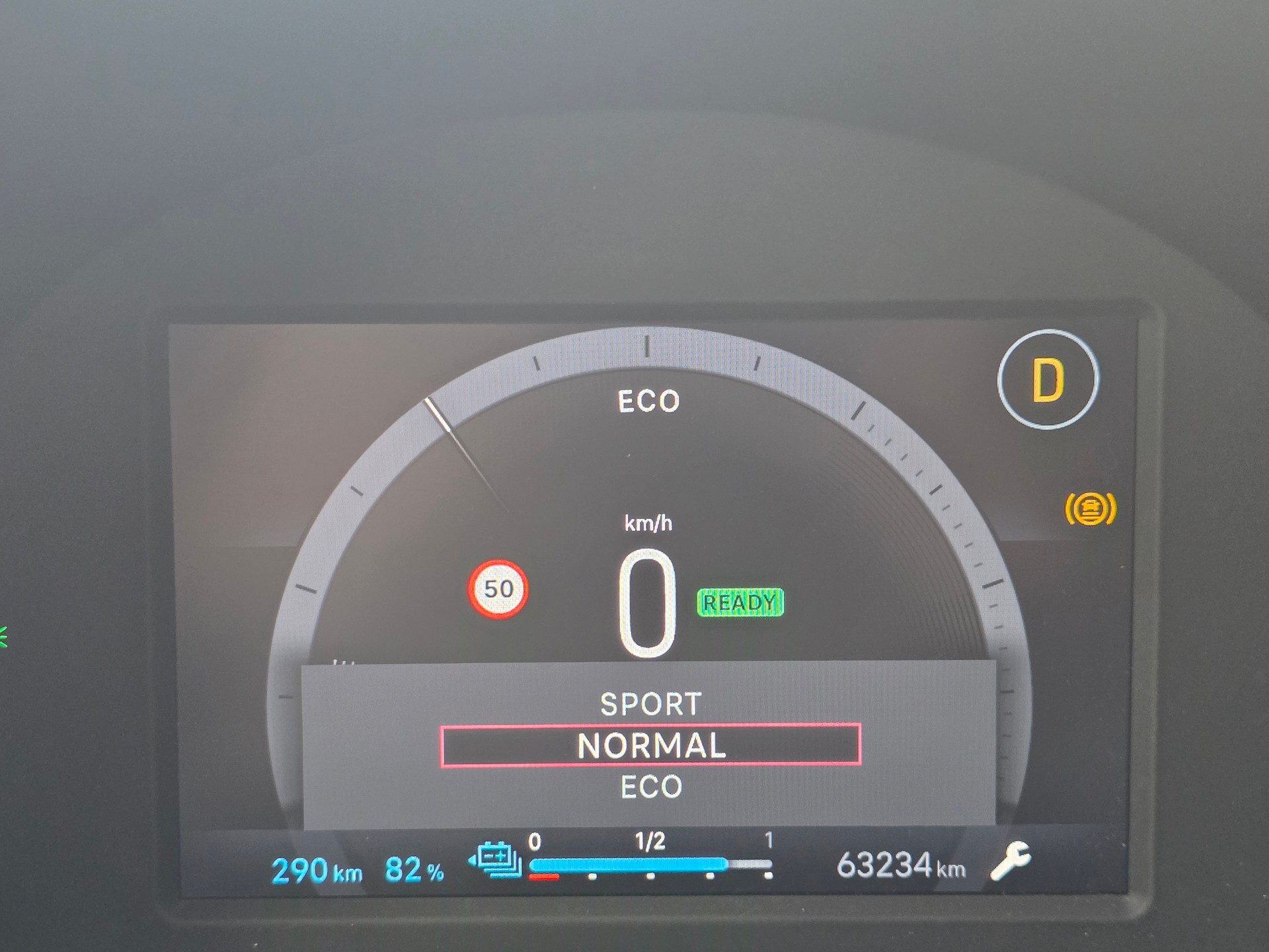 FIAT 600e La Prima ** VOLLAUSSTATTUNG- MASSAGE SITZ- 360° KAMERA- ASSISTENZ PAKET- KEYLESS -GARANTIE AUF BATT. BIS 04.2032-image-22