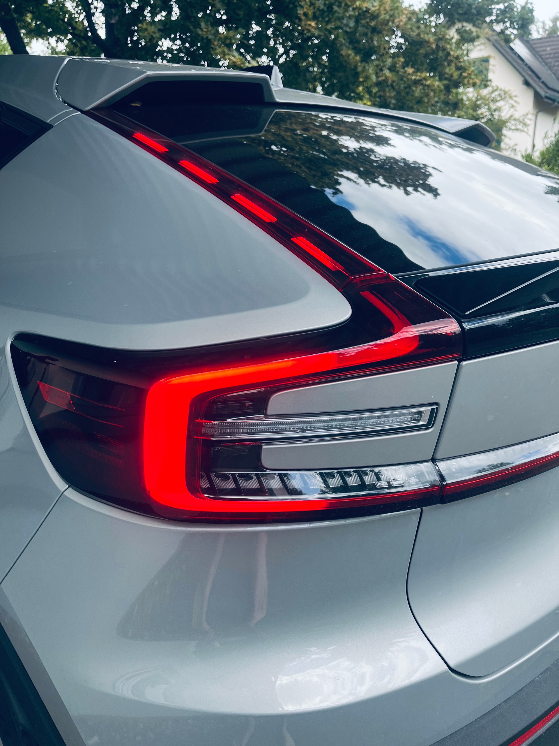 VOLVO E80 Ultimate AWD-image-5