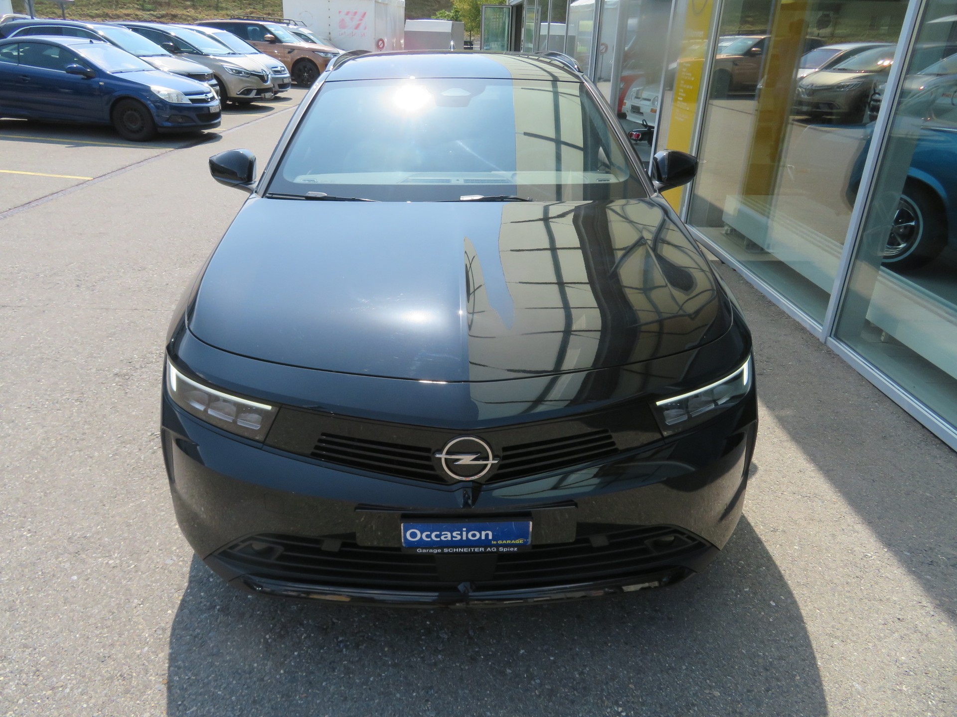 OPEL Astra Sports Tourer 1.2i Turbo Edition A-image-5
