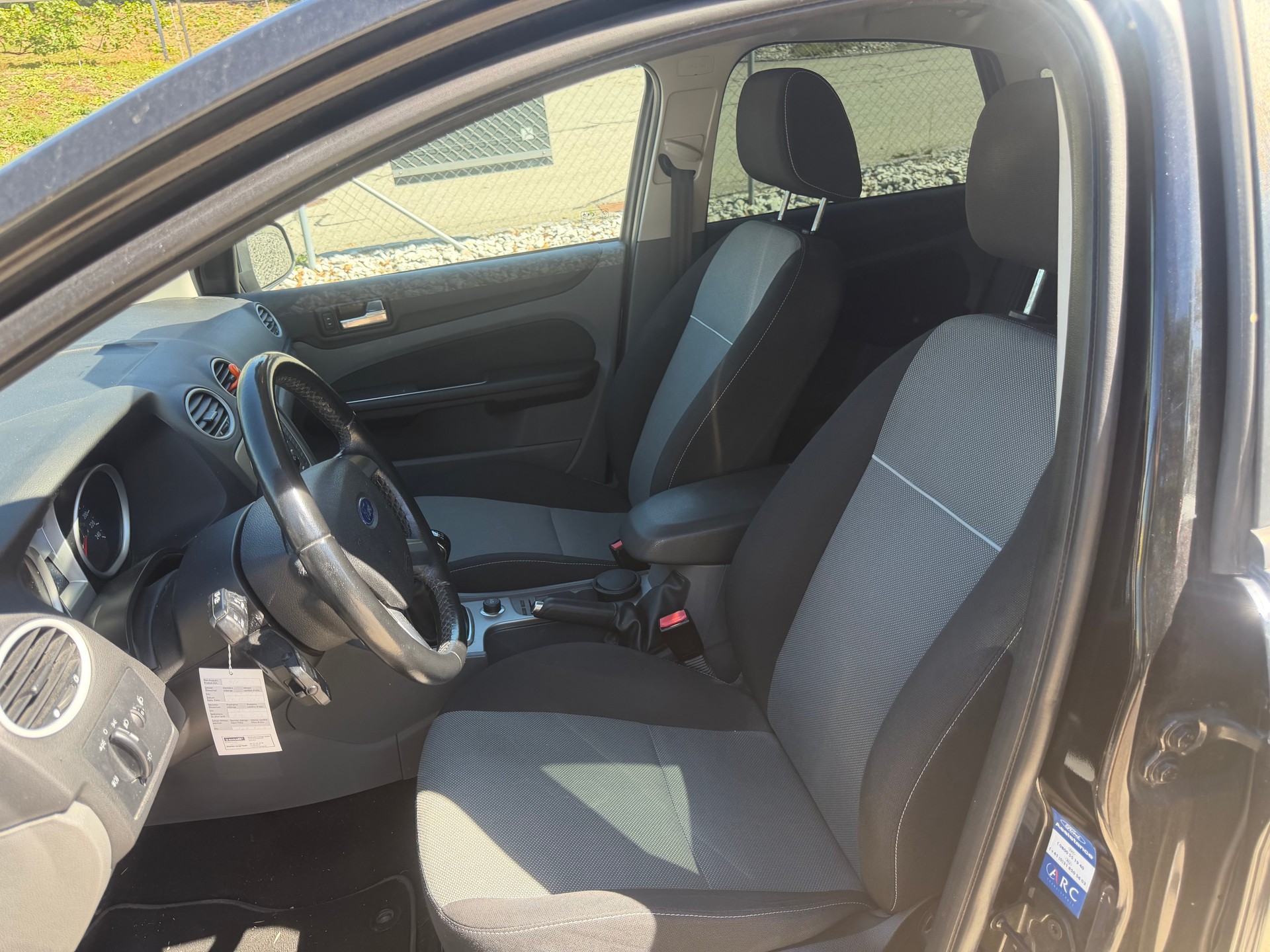 FORD Focus 1.6i Carving-image-5