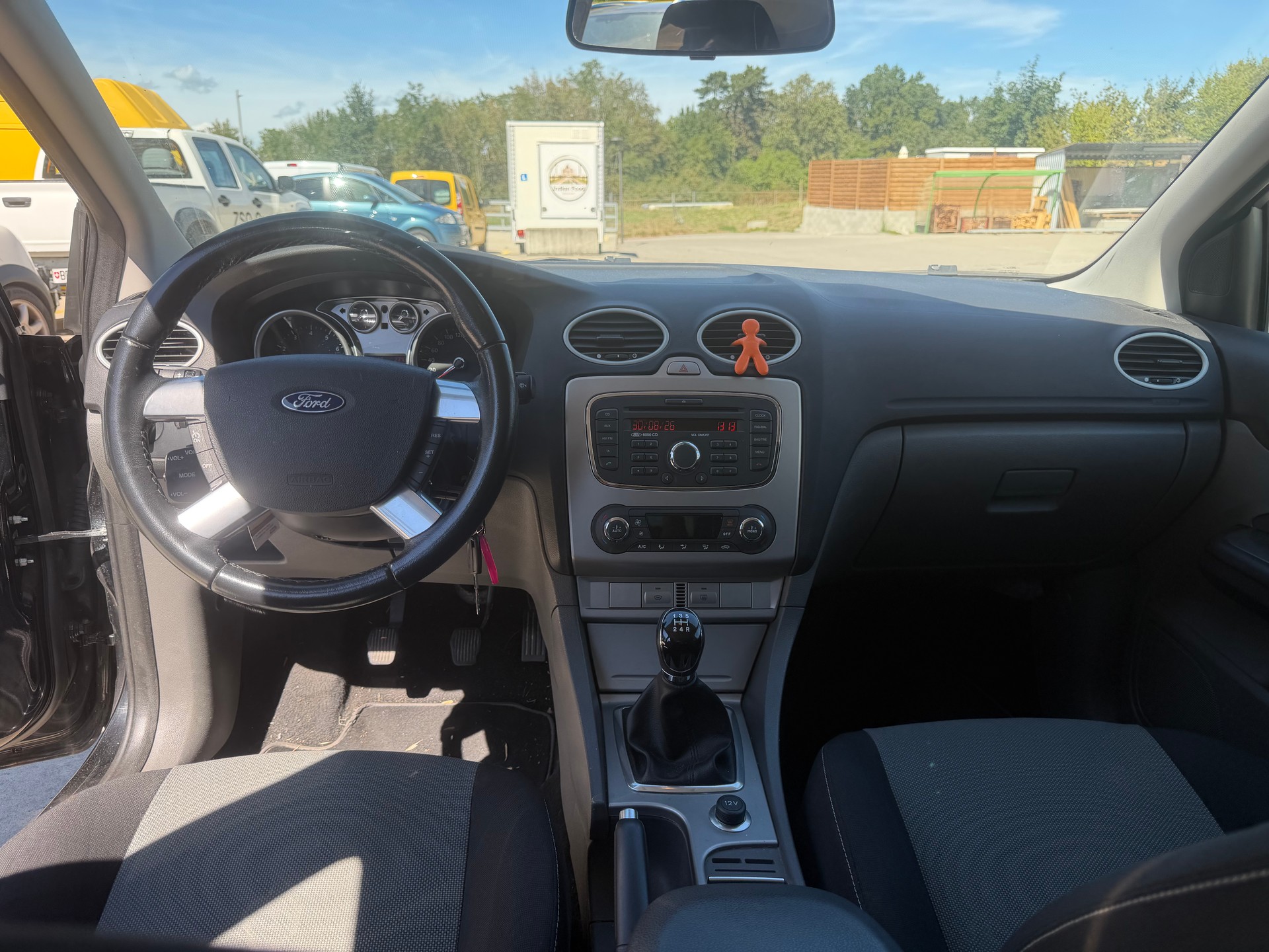 FORD Focus 1.6i Carving-image-4
