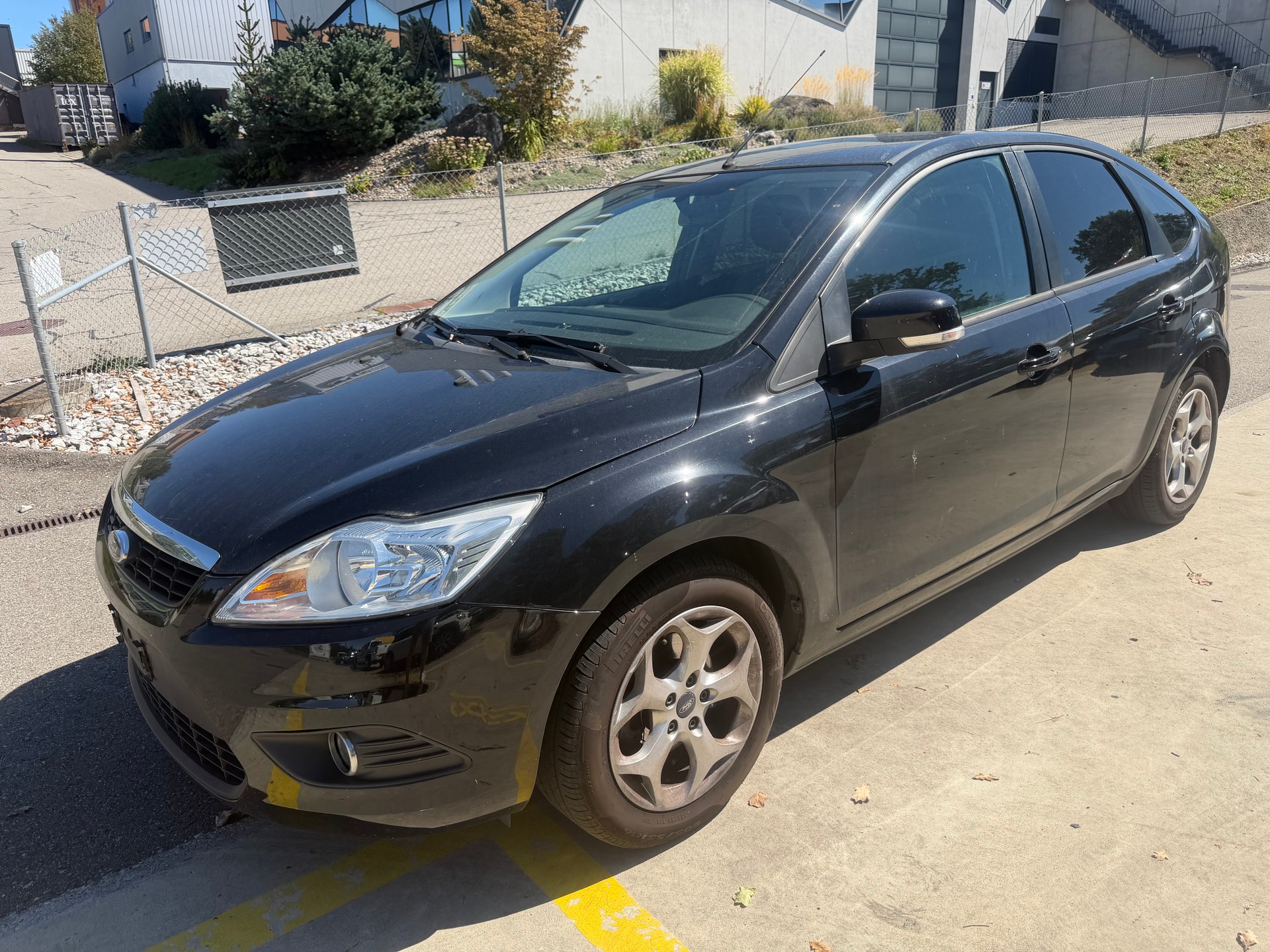 FORD Focus 1.6i Carving-image-0