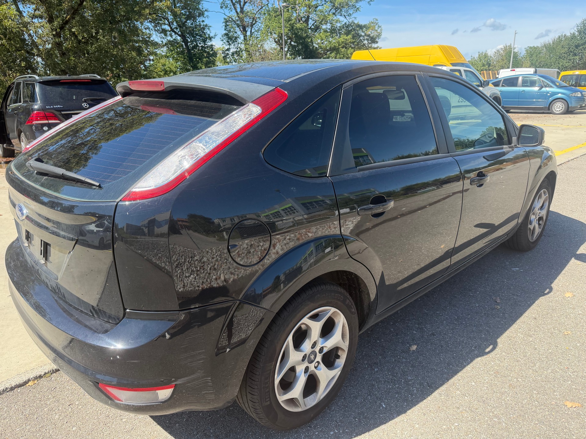 FORD Focus 1.6i Carving-image-2