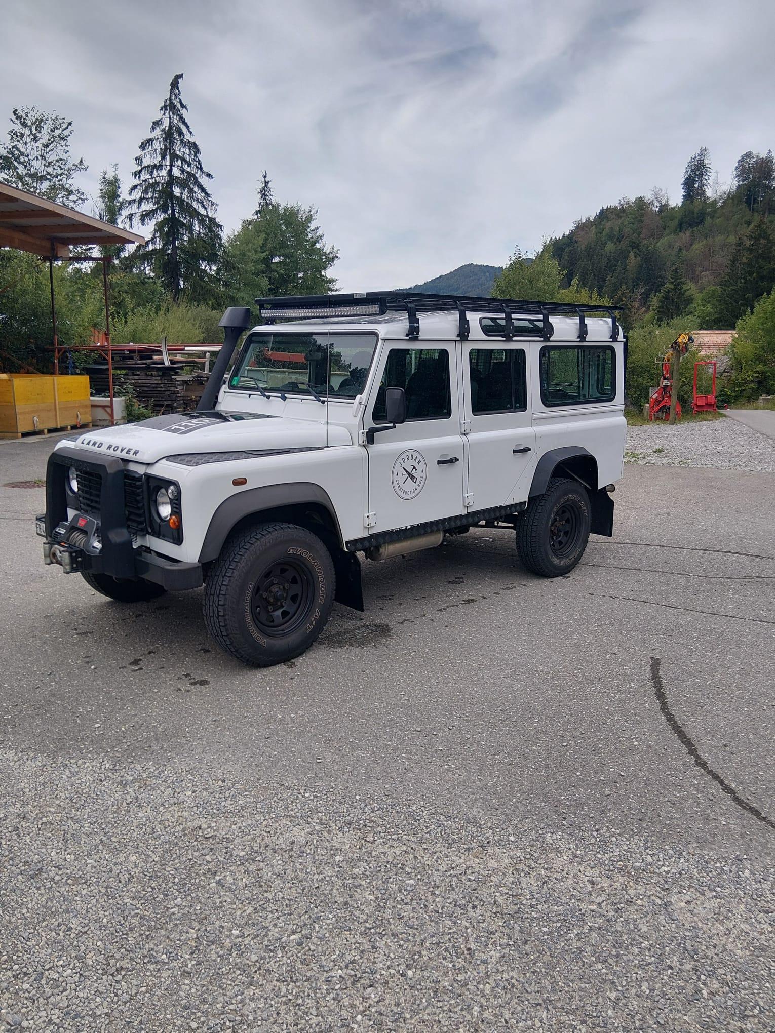 LAND ROVER Defender 110 2.4 Tdi SW-image-0