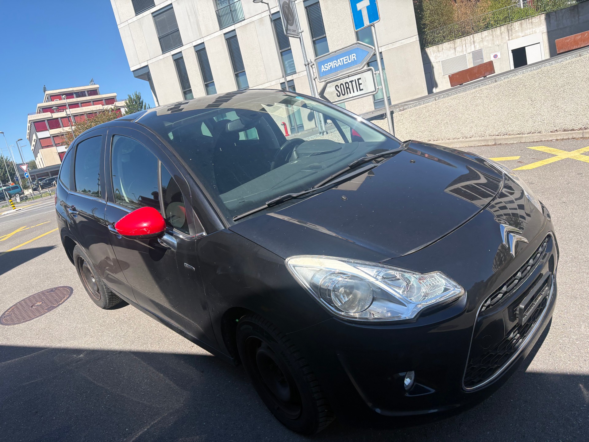 CITROEN C3 1.6i 16V Exclusive Automatic-image-2