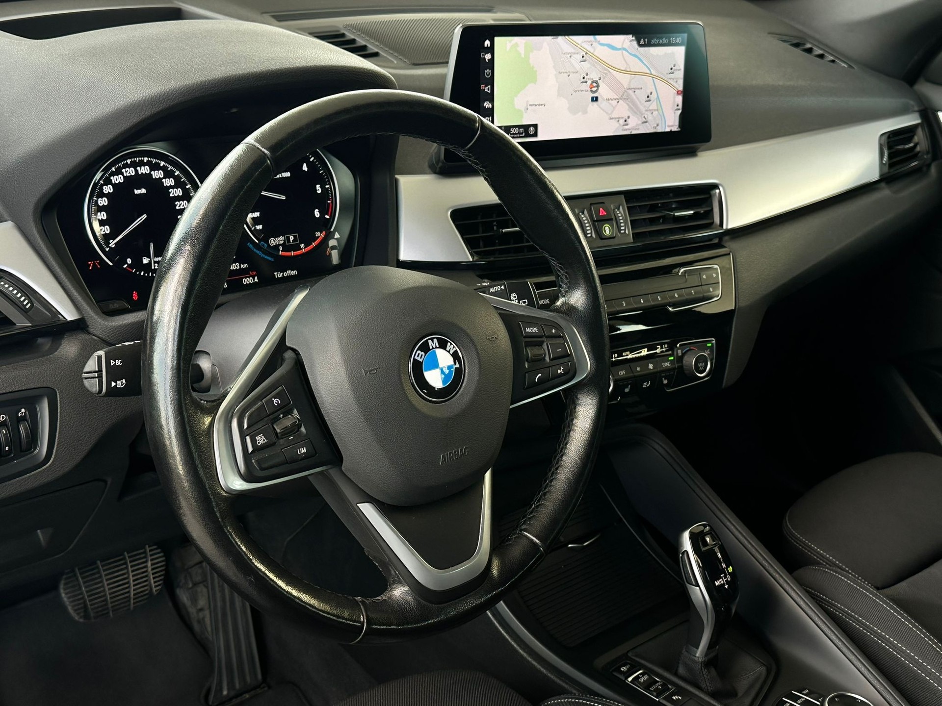 BMW X1 sDrive 18d Steptronic * CH-Fahrzeug *-image-6