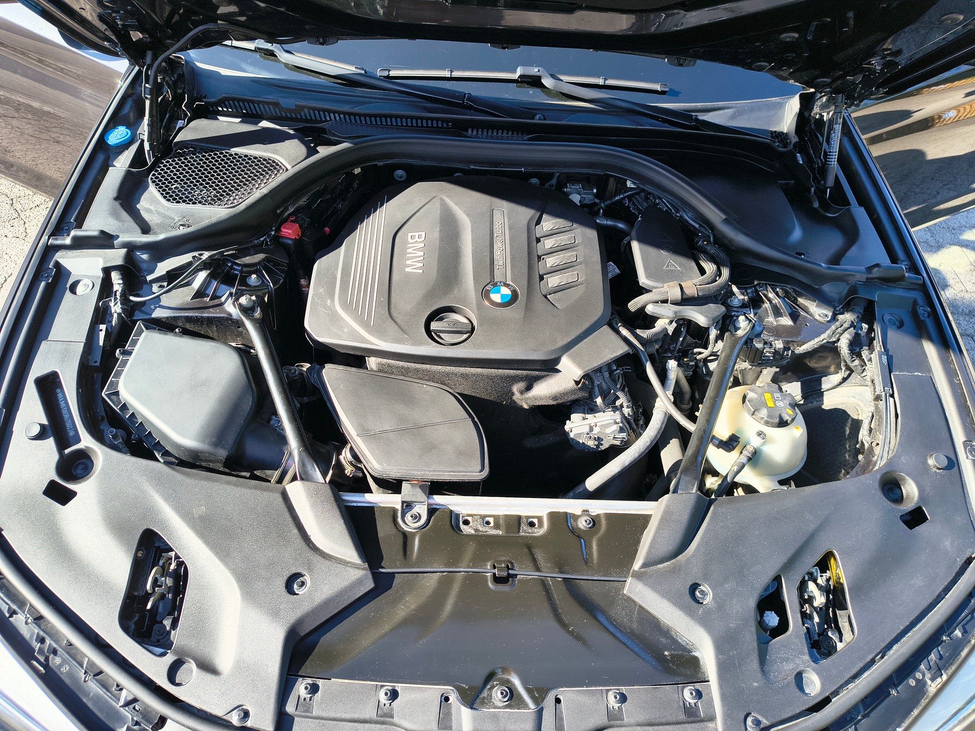 BMW 520d xDrive paddles-image-5