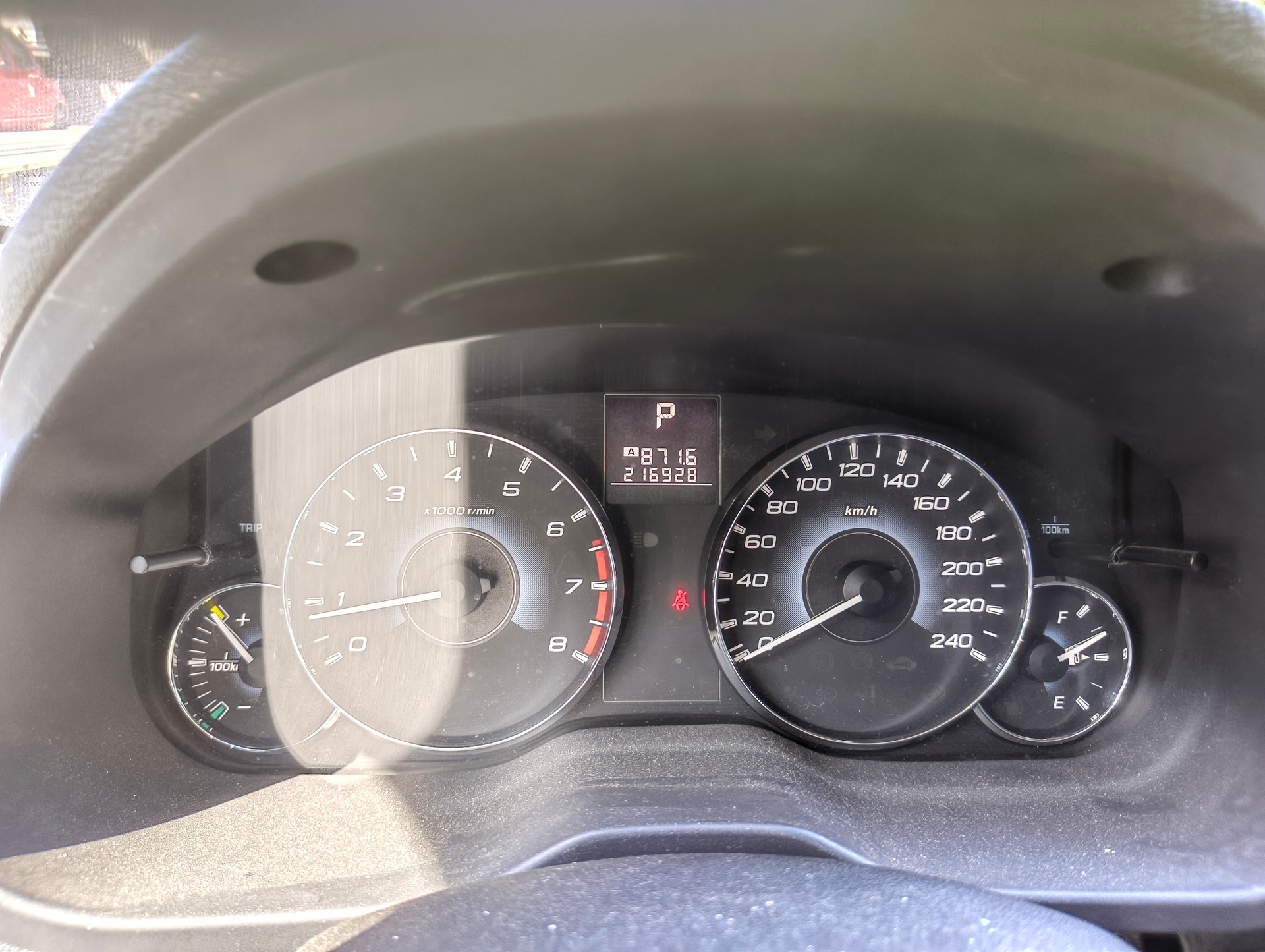 SUBARU Legacy 2.5i Limited S AWD Lineartronic-image-9