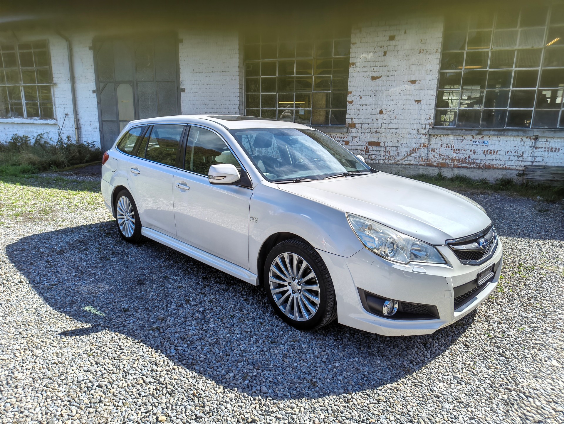 SUBARU Legacy 2.5i Limited S AWD Lineartronic-image-2