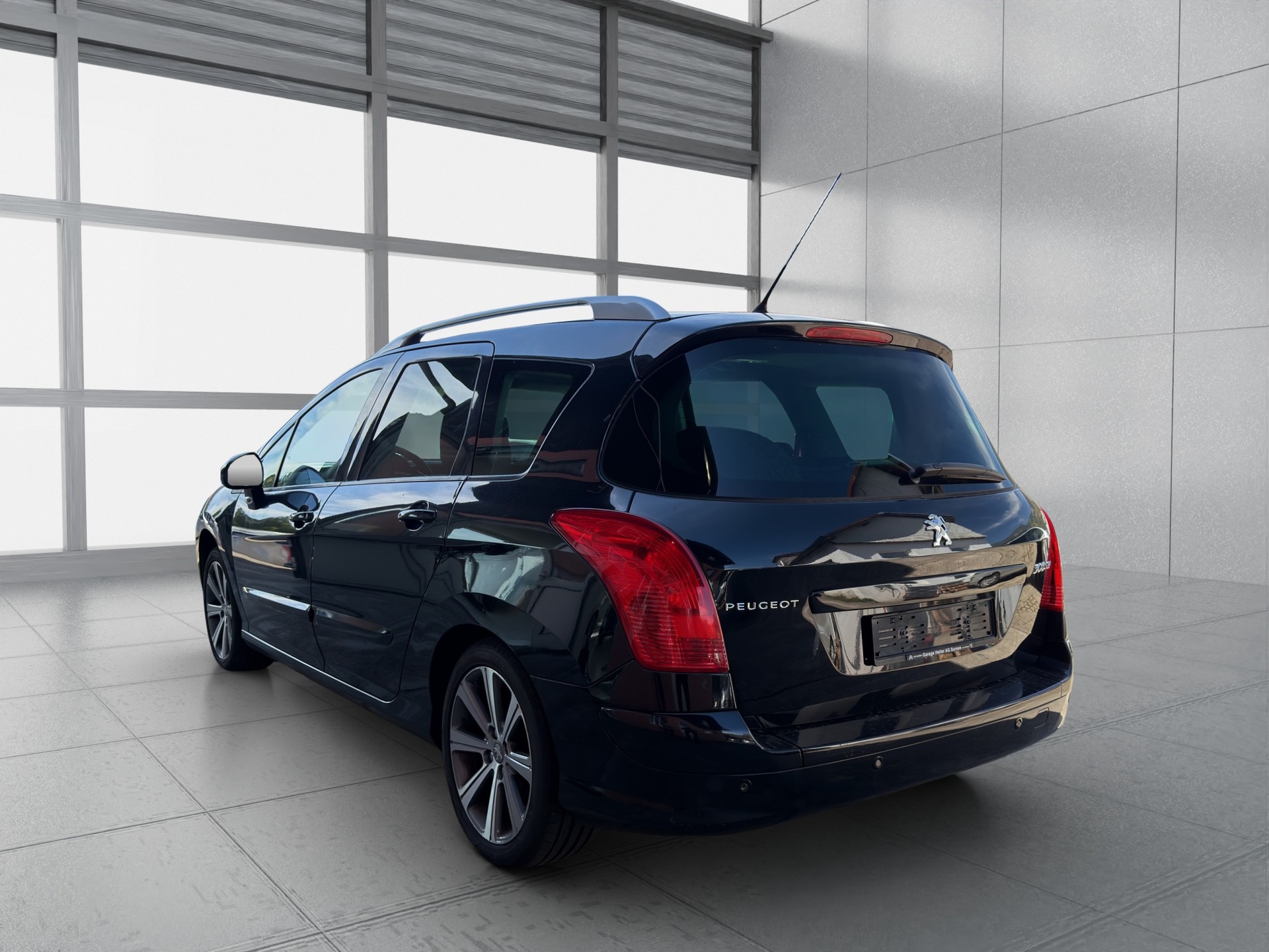 PEUGEOT 308-image-4
