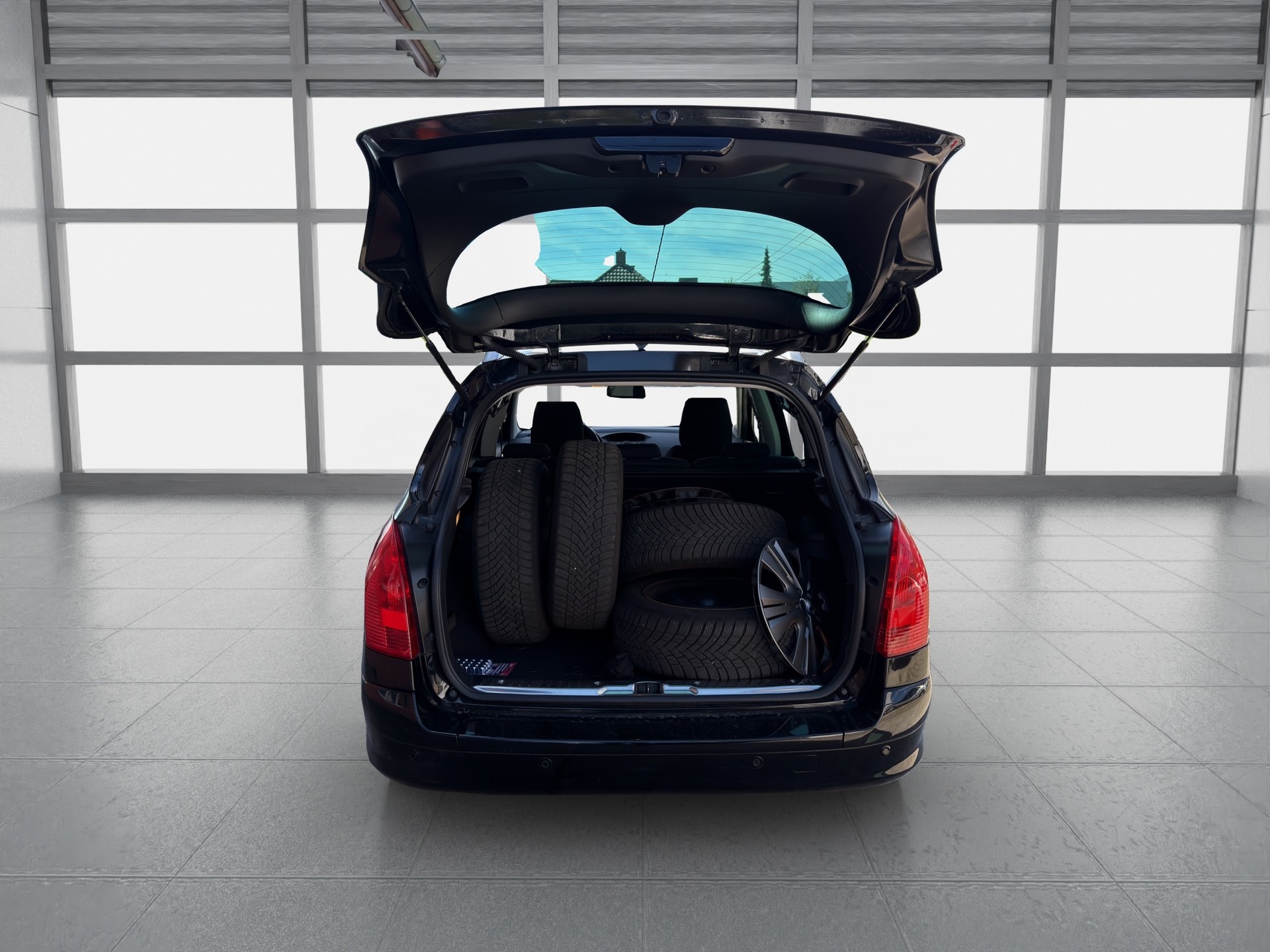 PEUGEOT 308-image-14