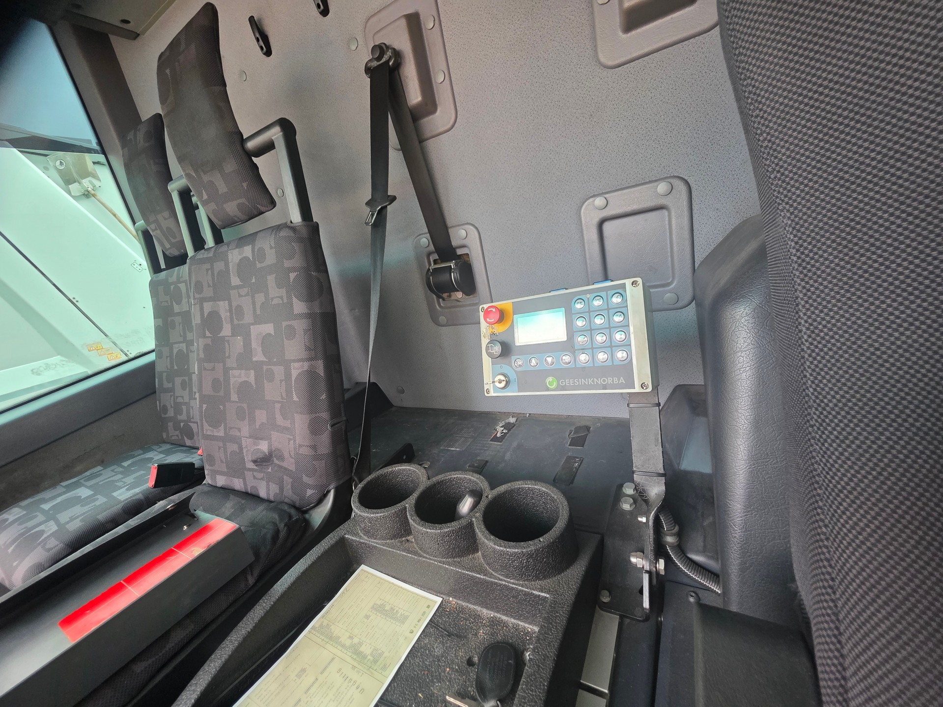 MERCEDES-BENZ Econic-image-19