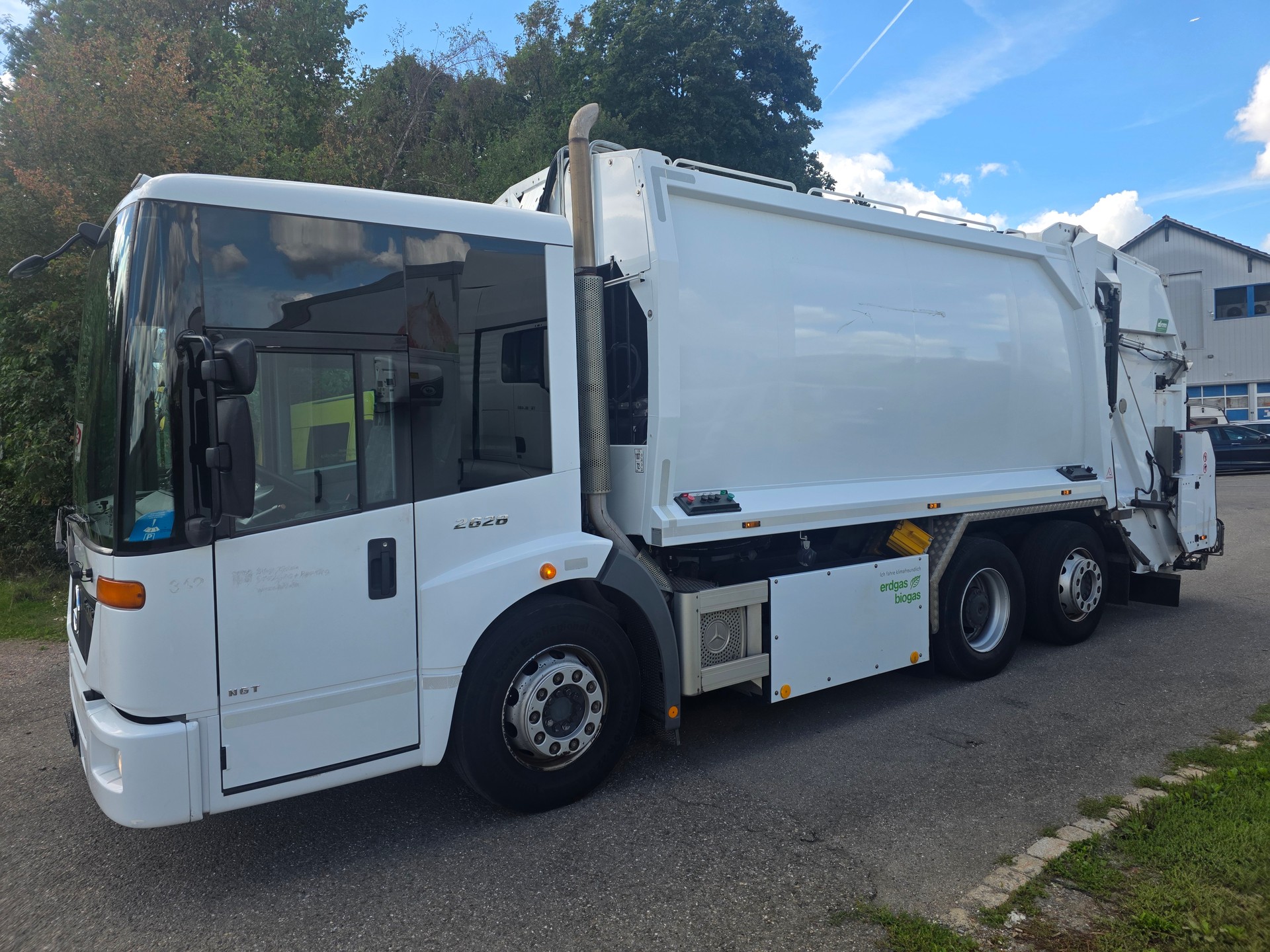 MERCEDES-BENZ Econic-image-6