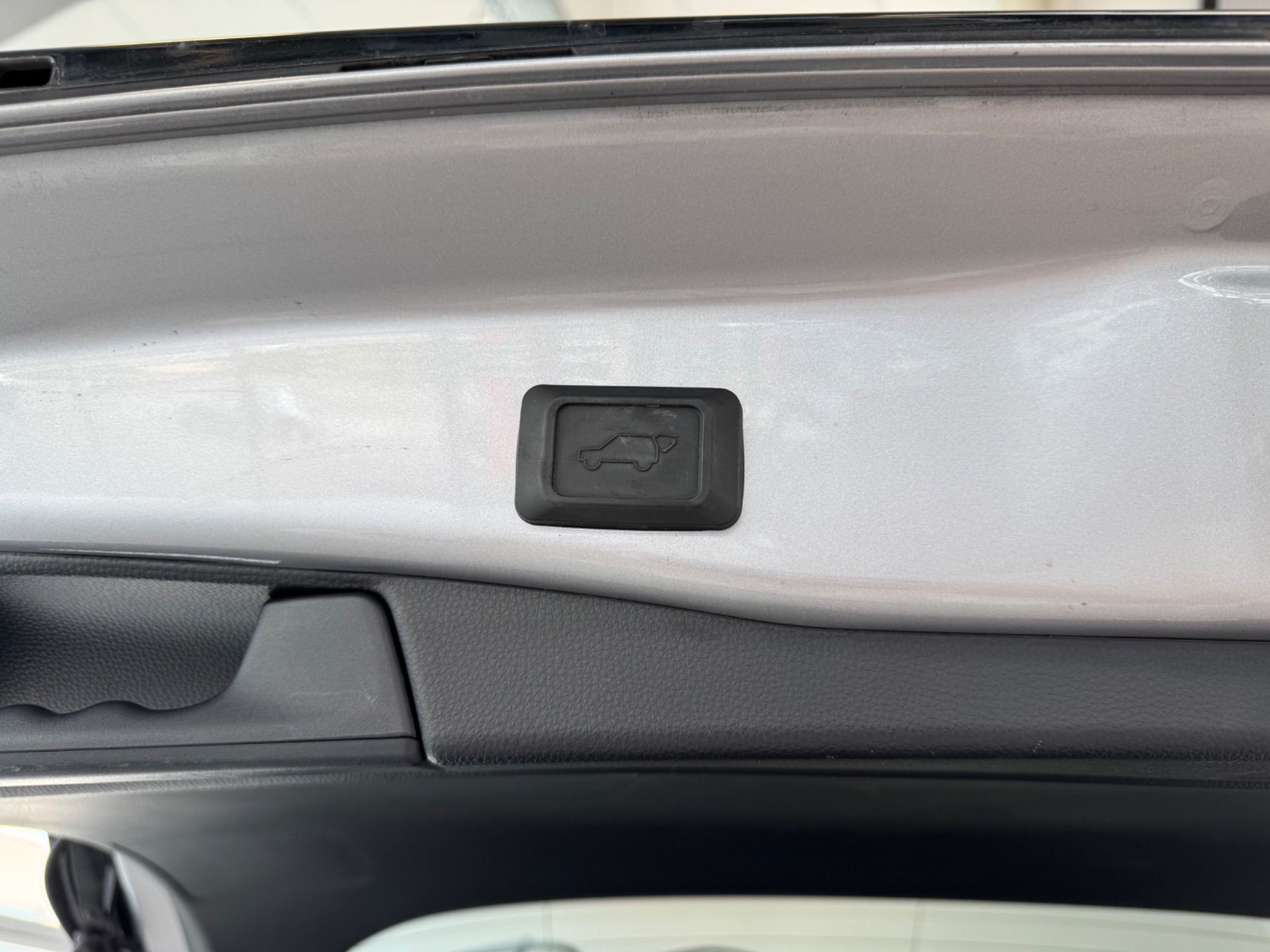 TOYOTA RAV 4 RAV-4 2.5 PHEV Platinum-image-28