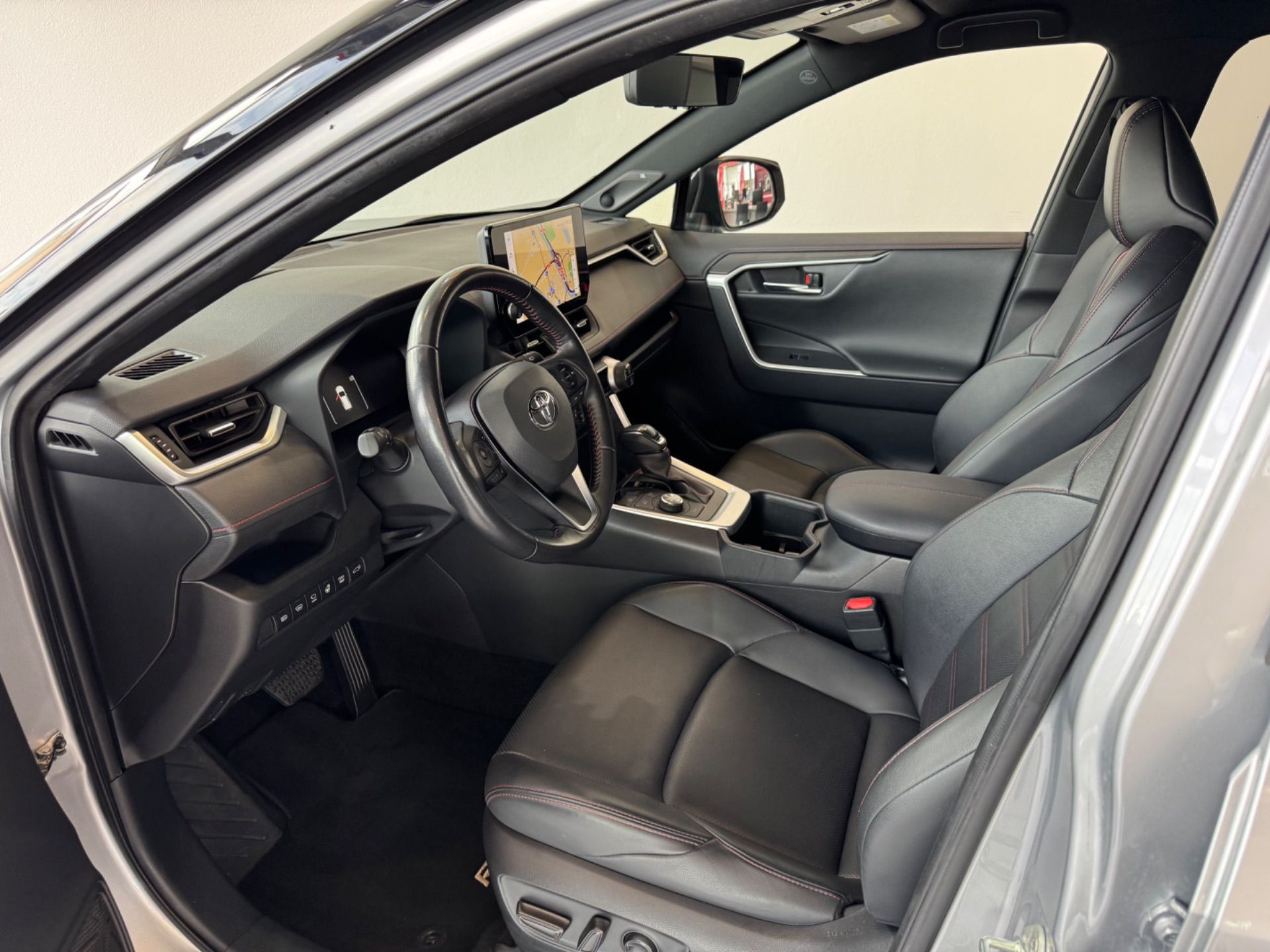 TOYOTA RAV 4 RAV-4 2.5 PHEV Platinum-image-8