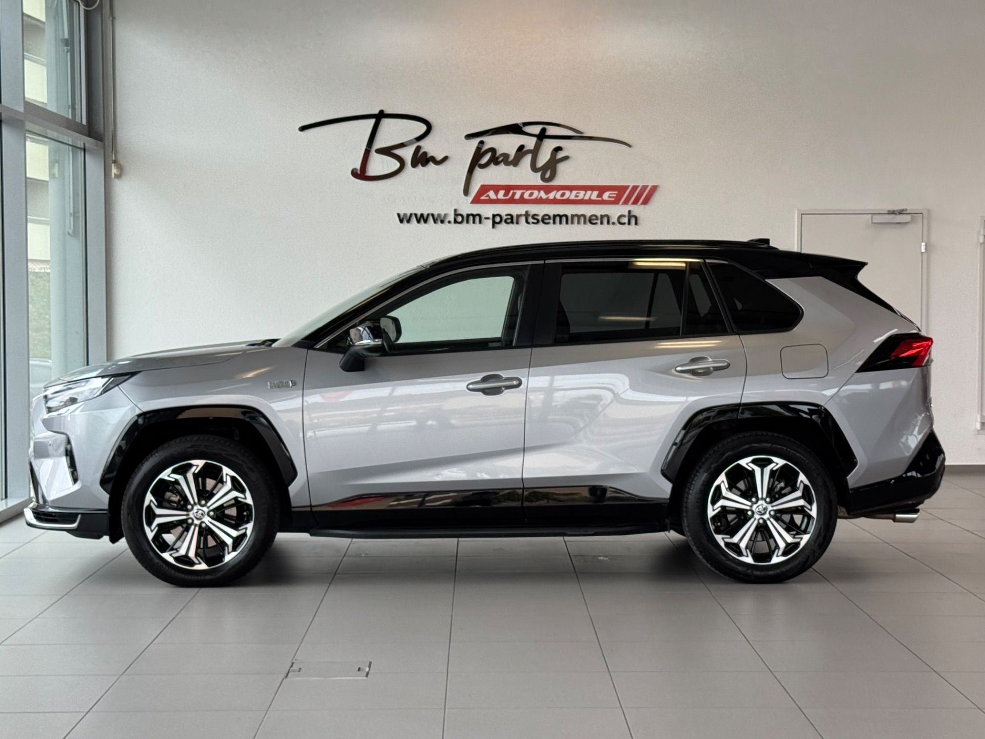 TOYOTA RAV 4 RAV-4 2.5 PHEV Platinum-image-2