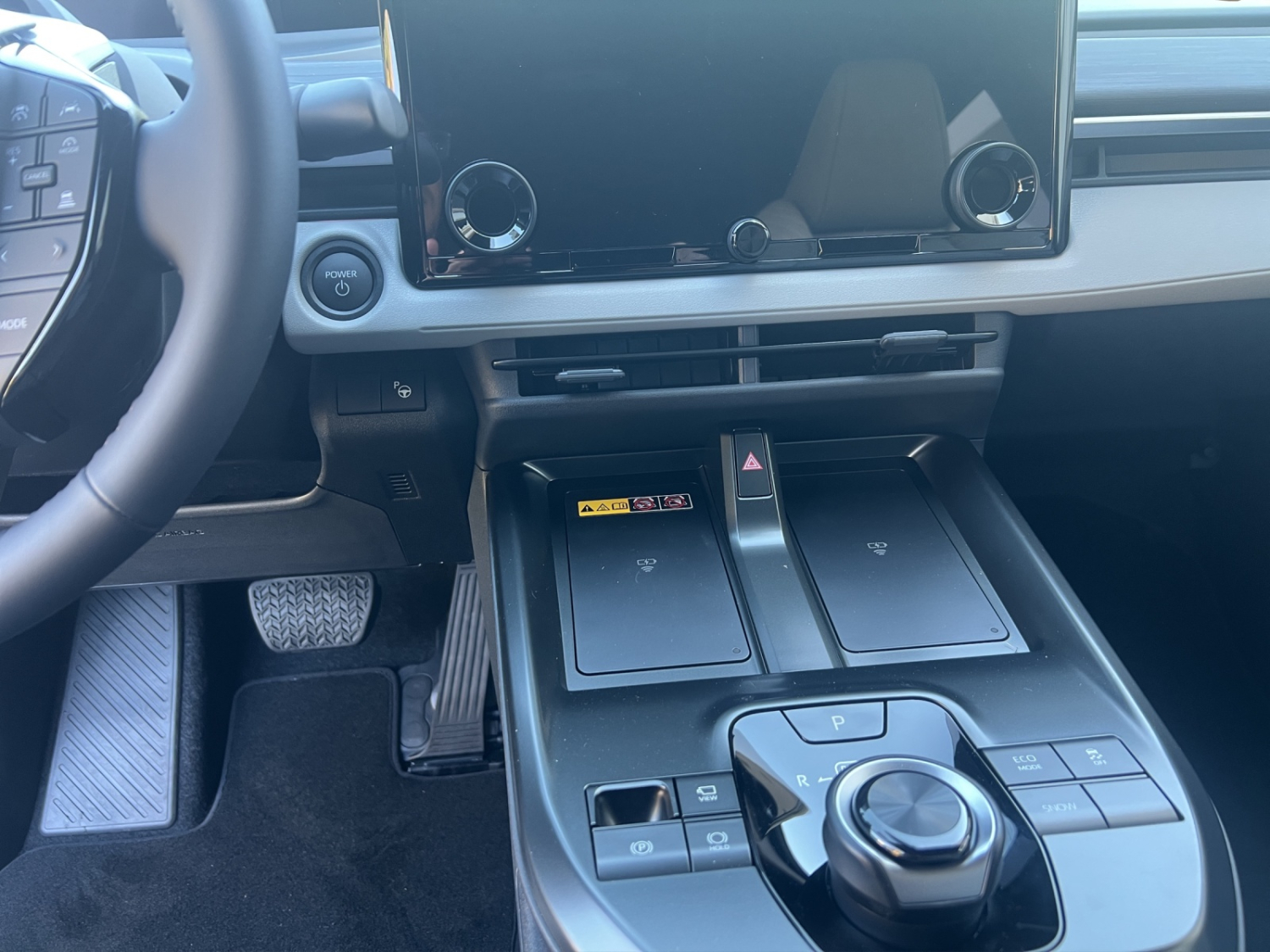 TOYOTA C-HR+ Premium AWD-image-12