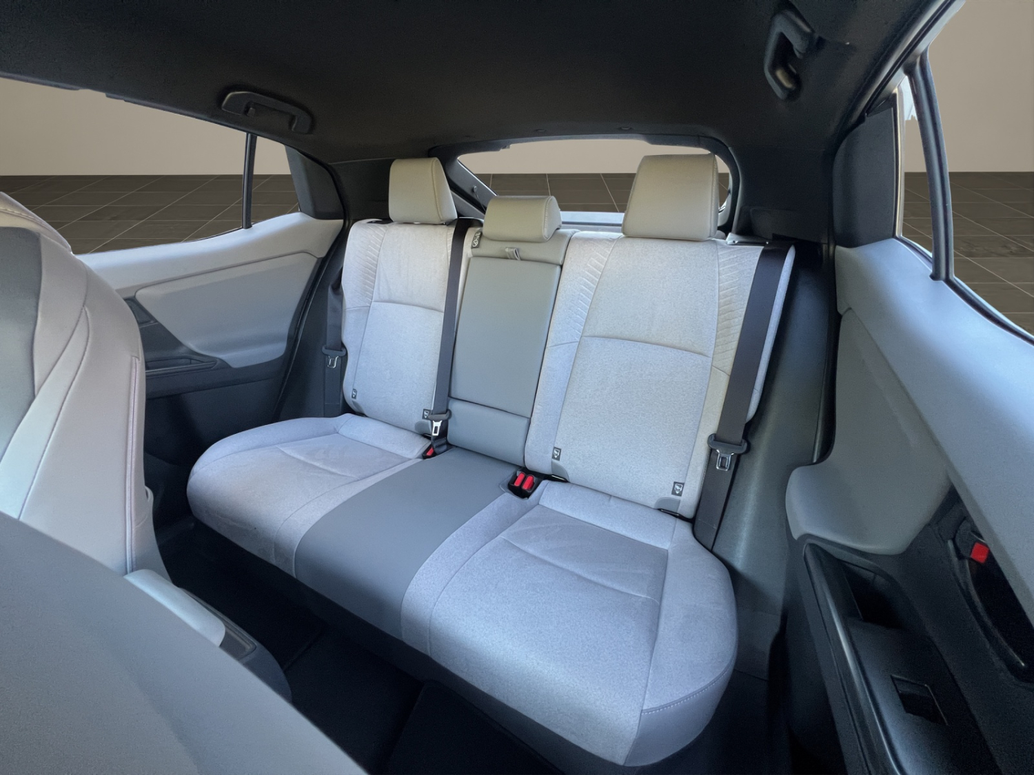 TOYOTA C-HR+ Premium AWD-image-18