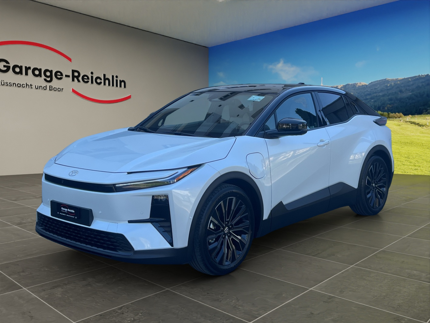 TOYOTA C-HR+ Premium AWD-image-0