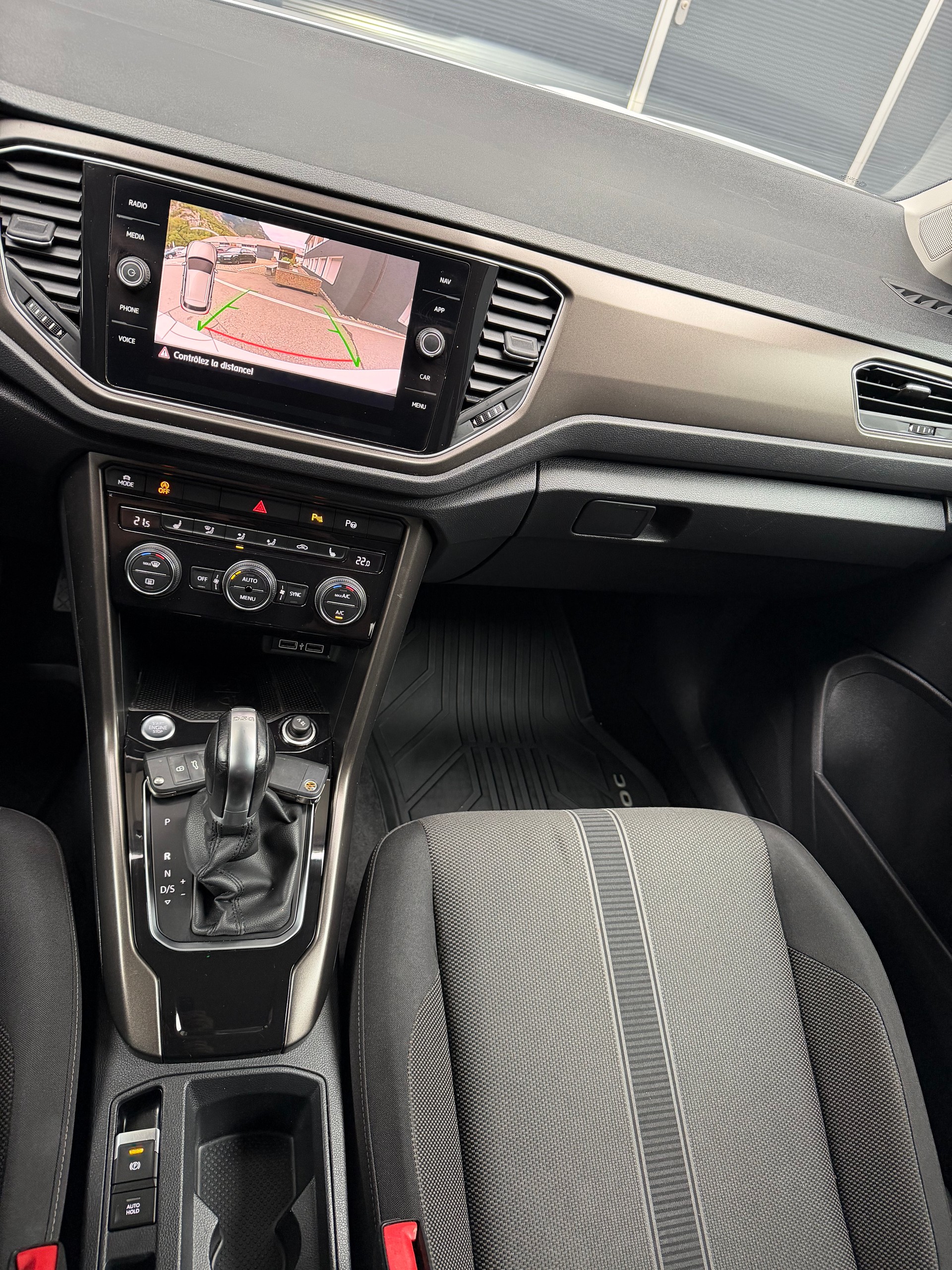 VW T-Roc 1.5 TSI EVO Advance DSG-image-14