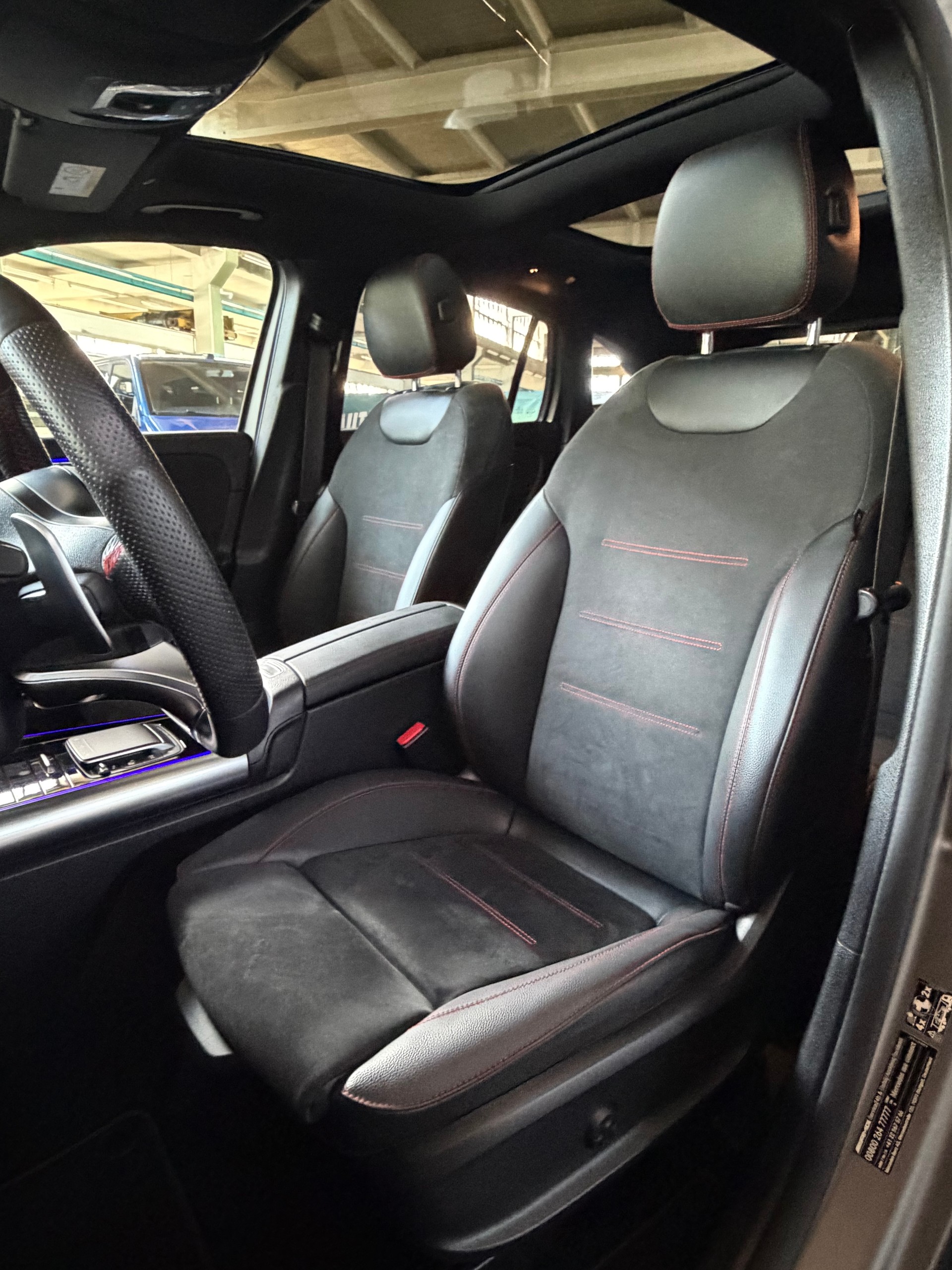 MERCEDES-BENZ GLA 35 AMG 4Matic 8G-Speedshift DCT-image-23