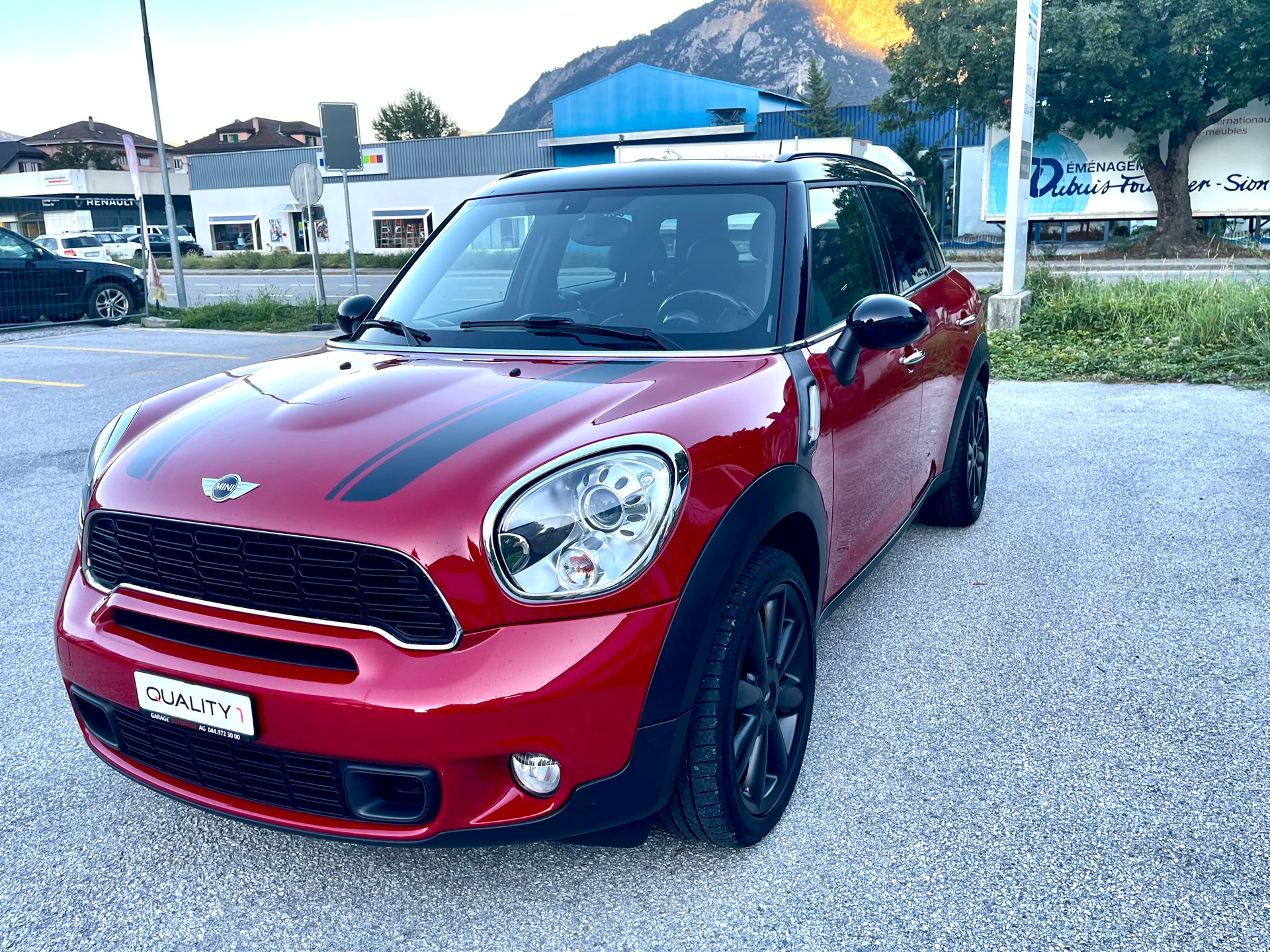 MINI Countryman Cooper S ALL4 Snowhill-image-2