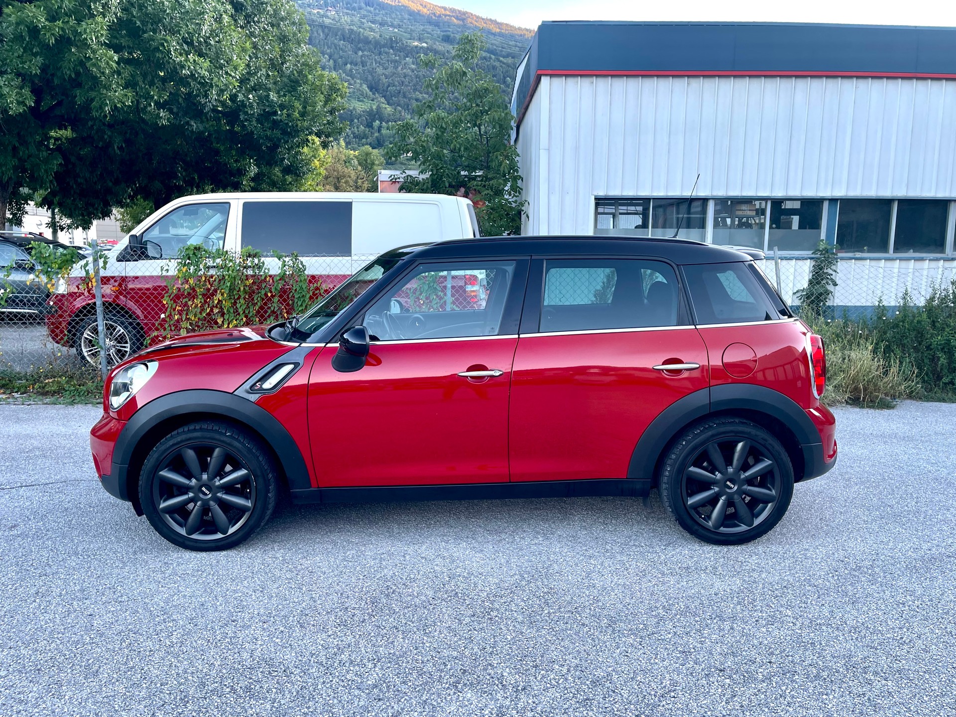 MINI Countryman Cooper S ALL4 Snowhill-image-6