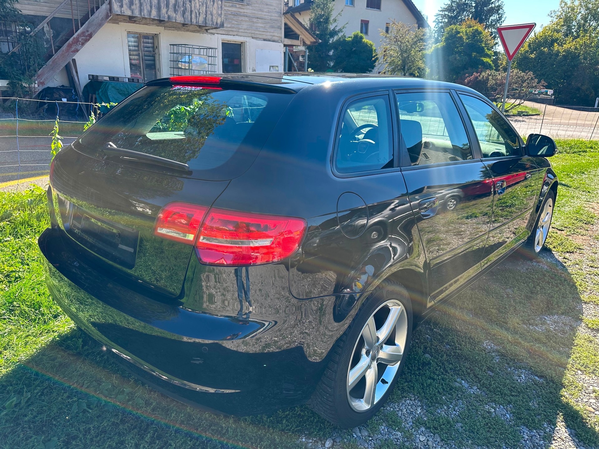 AUDI A3 Sportback 2.0 TFSI Style quattro S-tronic-image-5