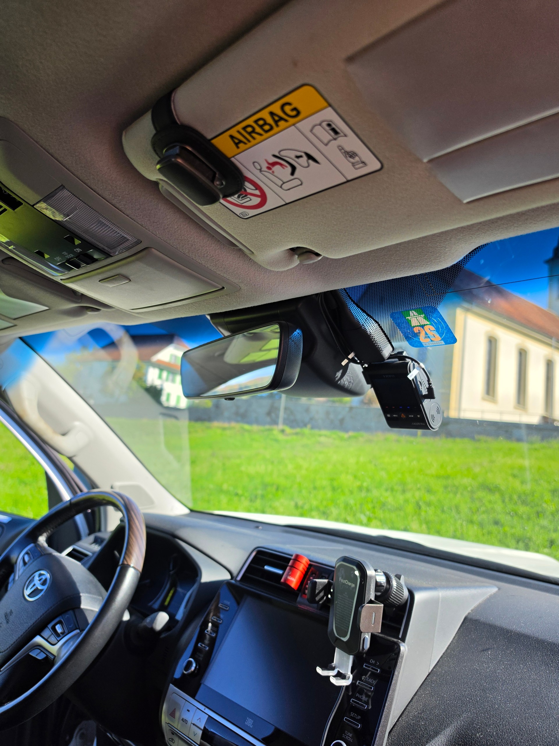 TOYOTA 2.8 D 204 Invincible-image-4
