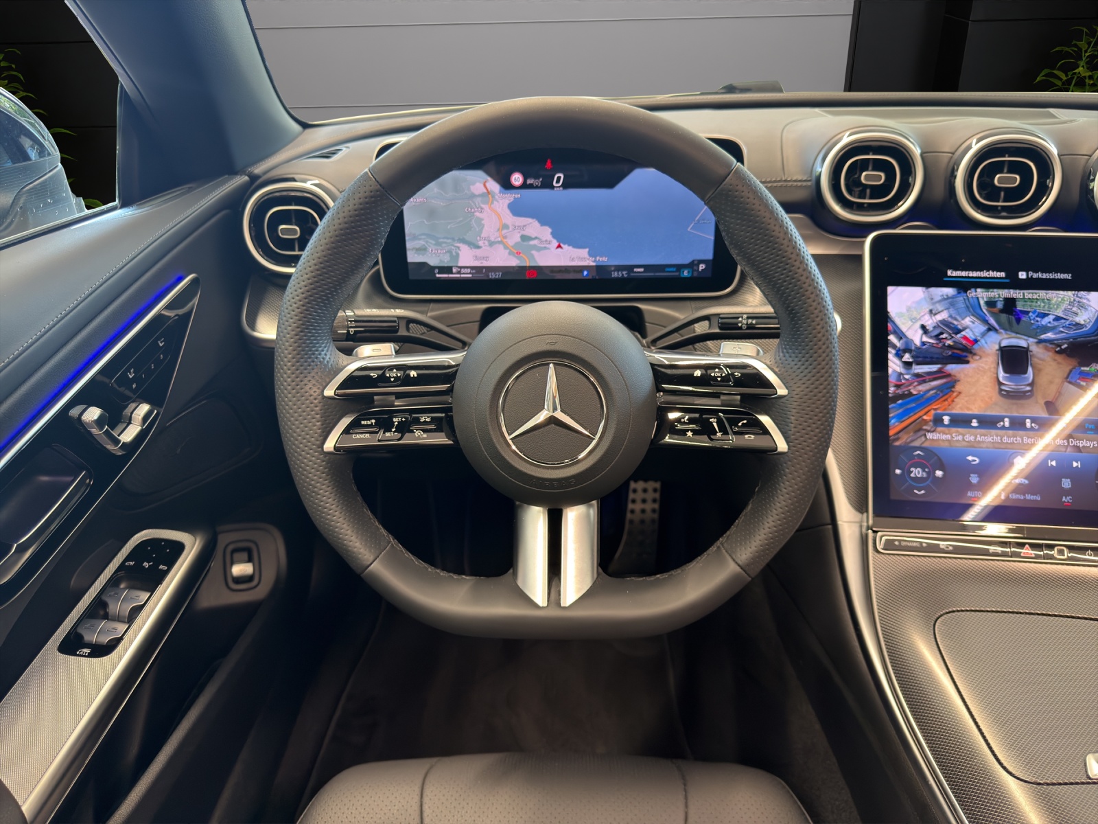 MERCEDES-BENZ CLE 200 Cabrio 4Matic 9G-Tronic-image-13