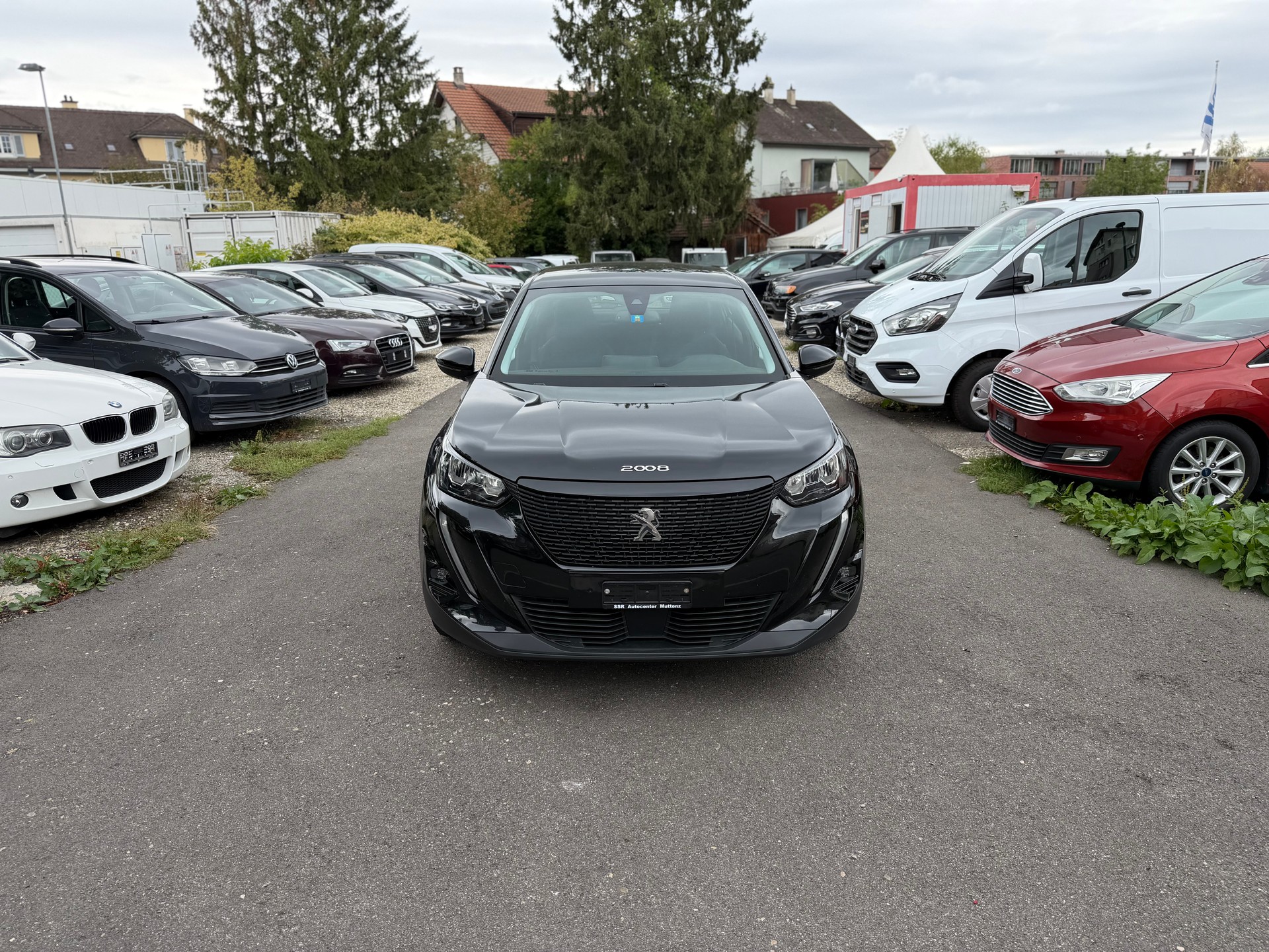 PEUGEOT 2008 1.5 BlueHDi Allure EAT8-image-0