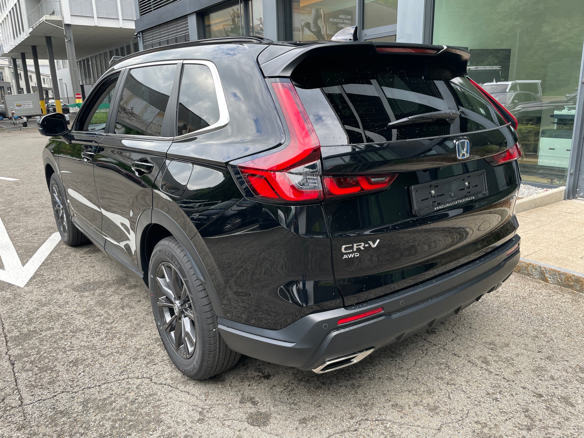 HONDA CR-V 2.0i MMD Hybrid Advance 4WD Automatic-image-2