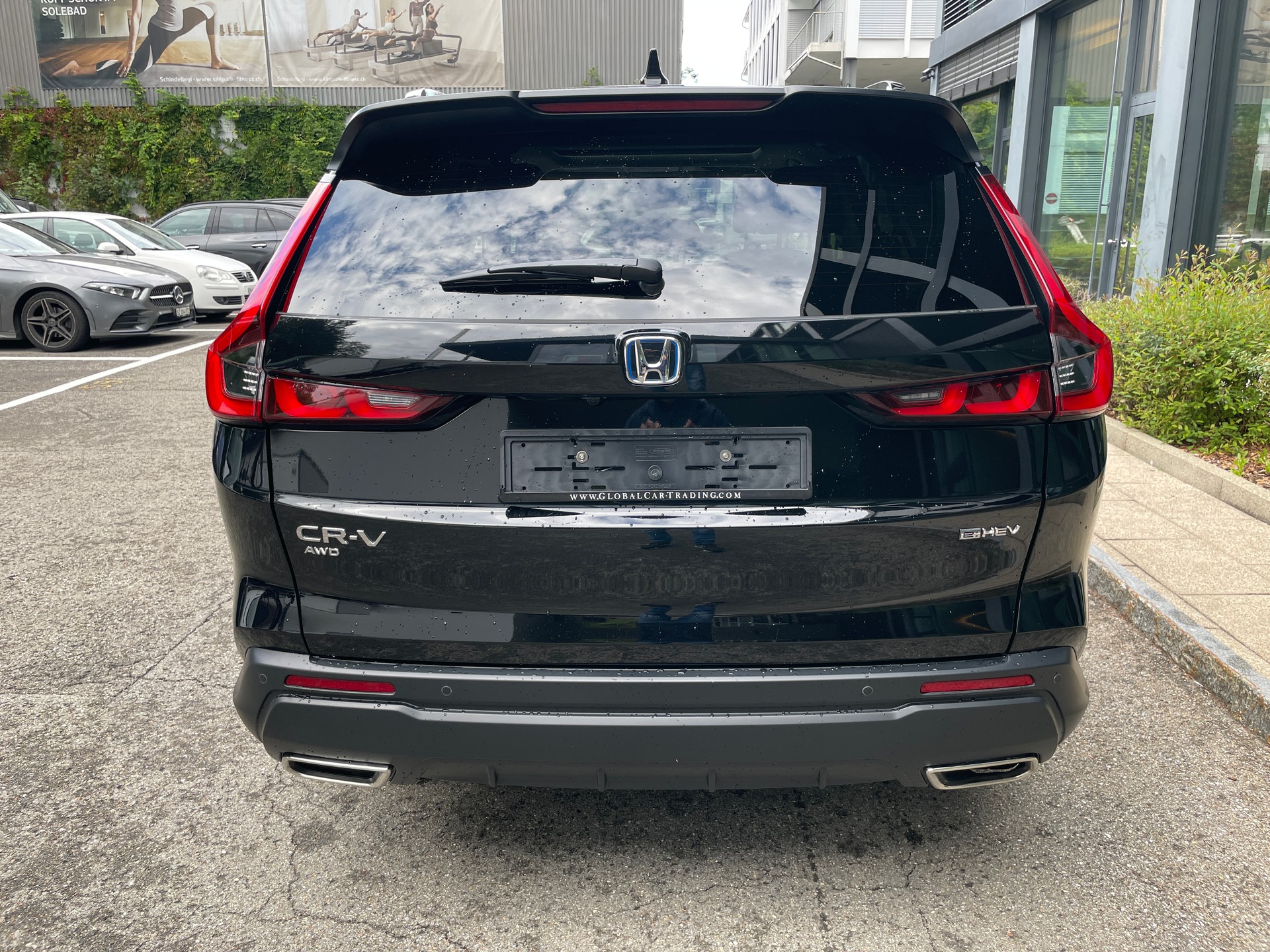 HONDA CR-V 2.0i MMD Hybrid Advance 4WD Automatic-image-3