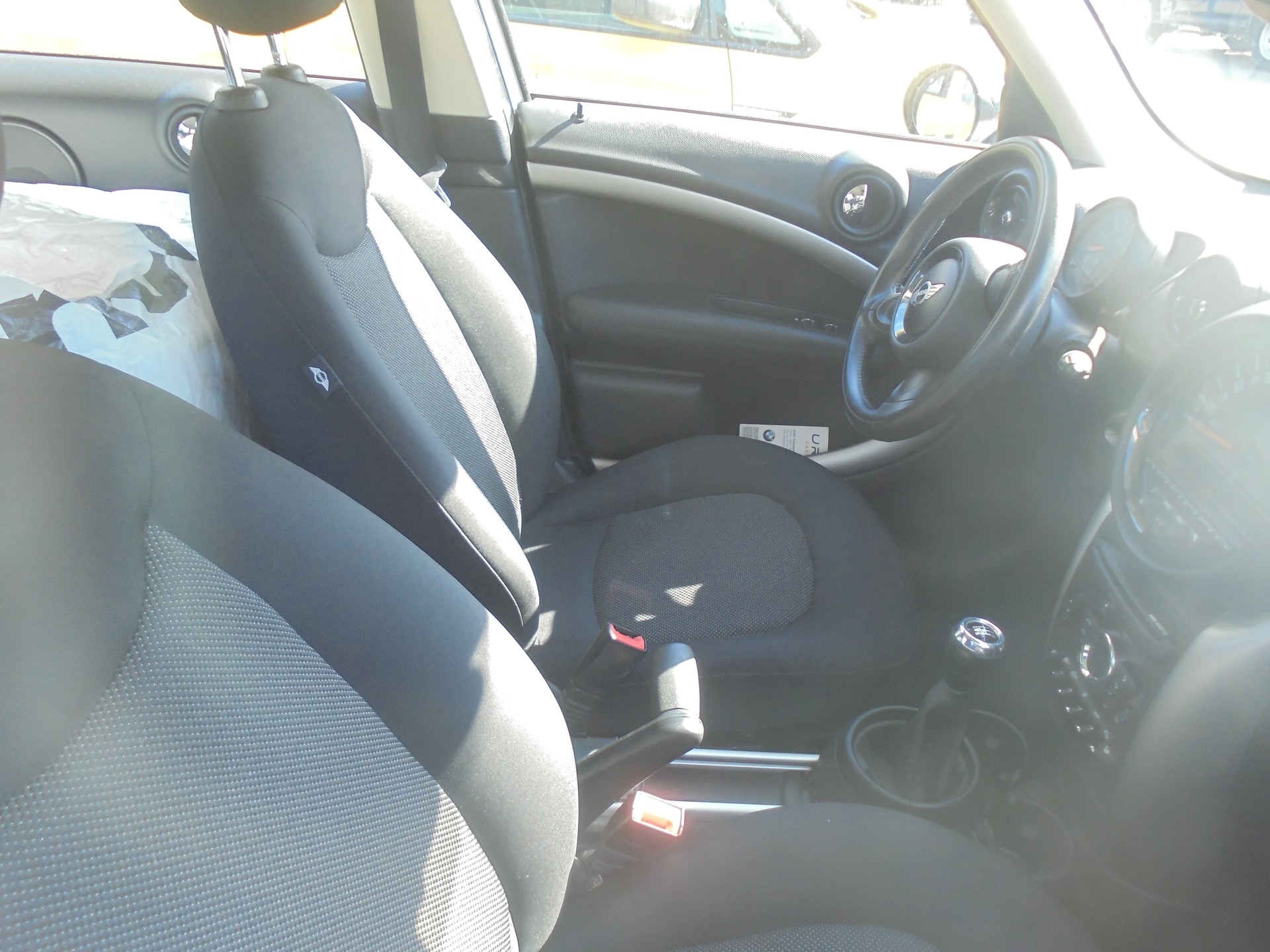 MINI Countryman Cooper FWD-image-6