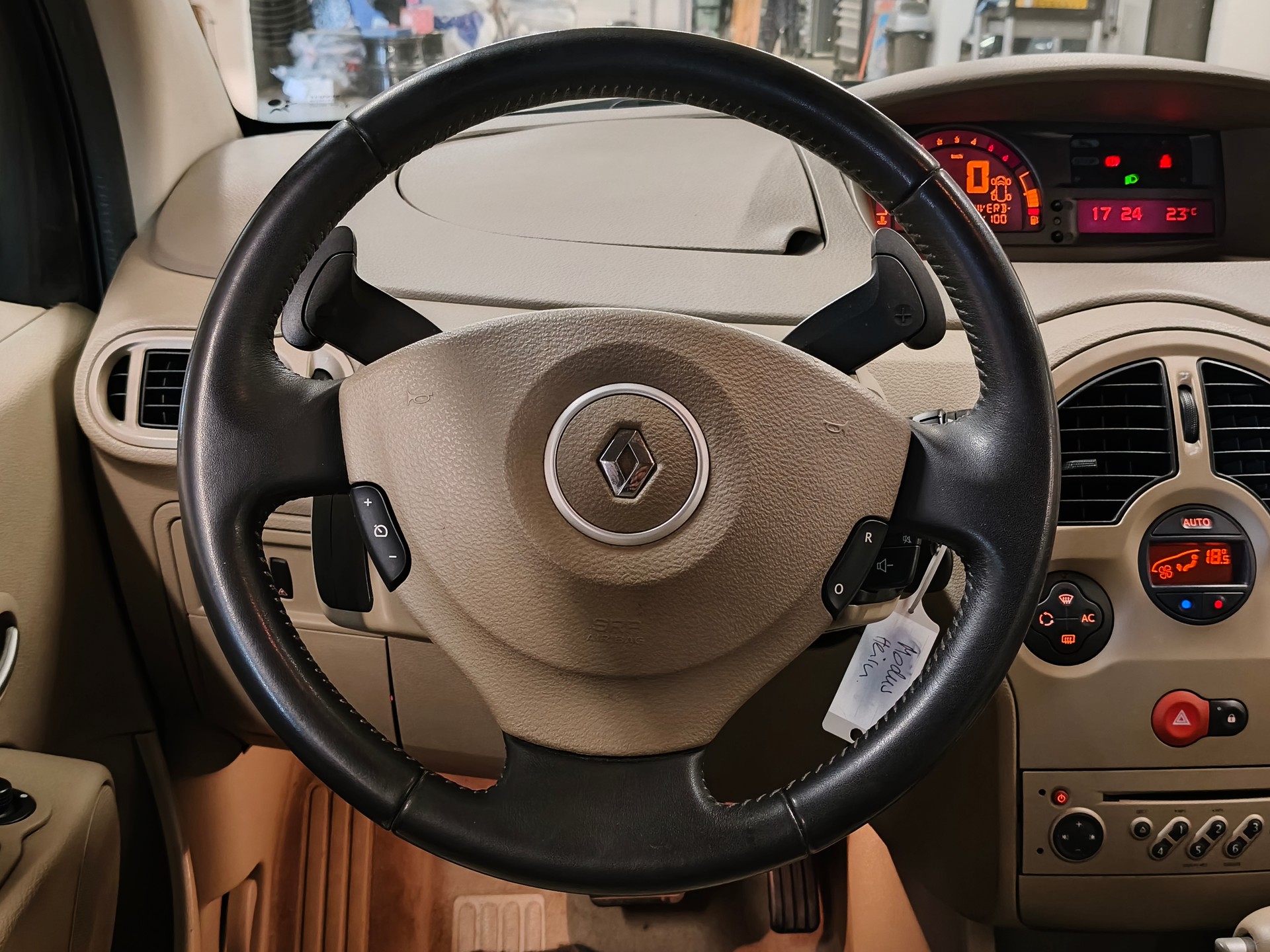 RENAULT Modus 1.6 16V Initiale-image-17